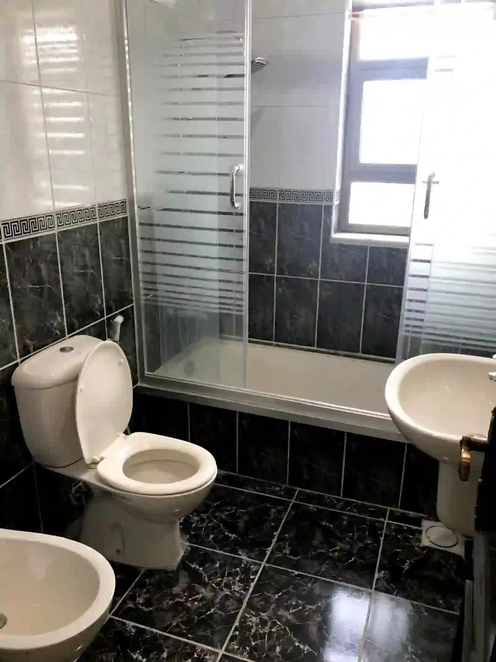 For rent Dabouq Apartment - Image 11