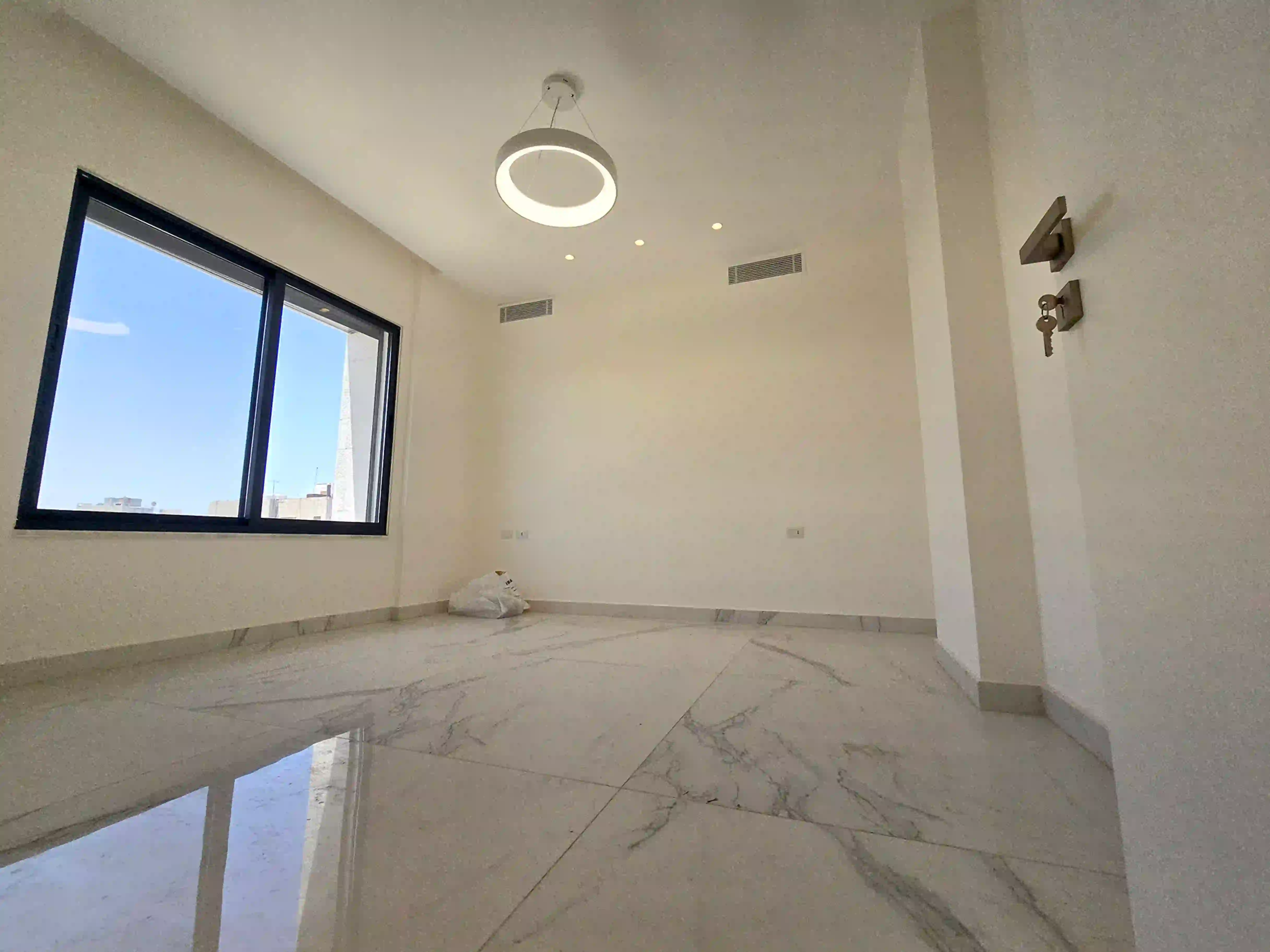 For rent Abdoun Apartment - Image 4