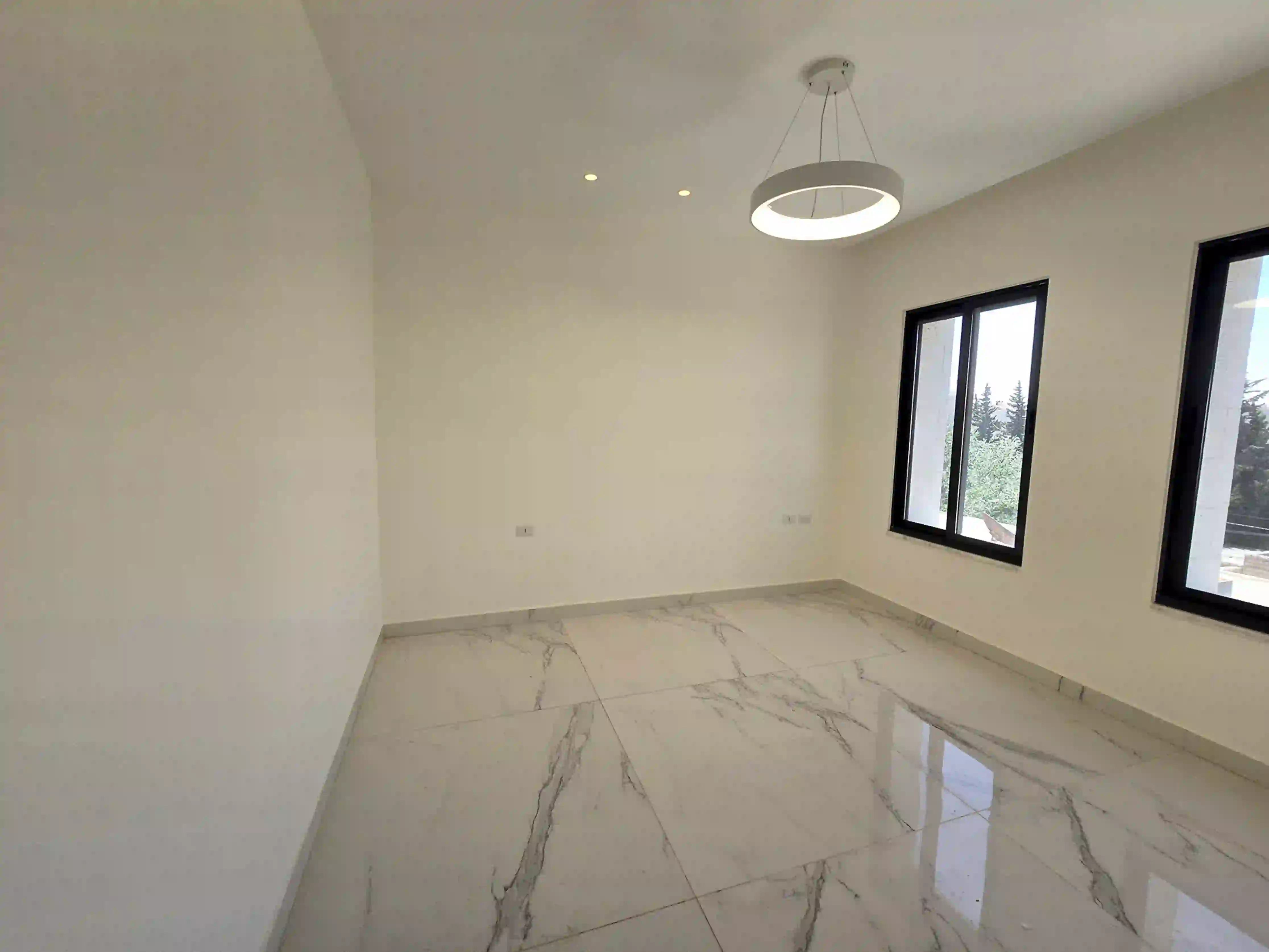 For rent Abdoun Apartment - Image 6