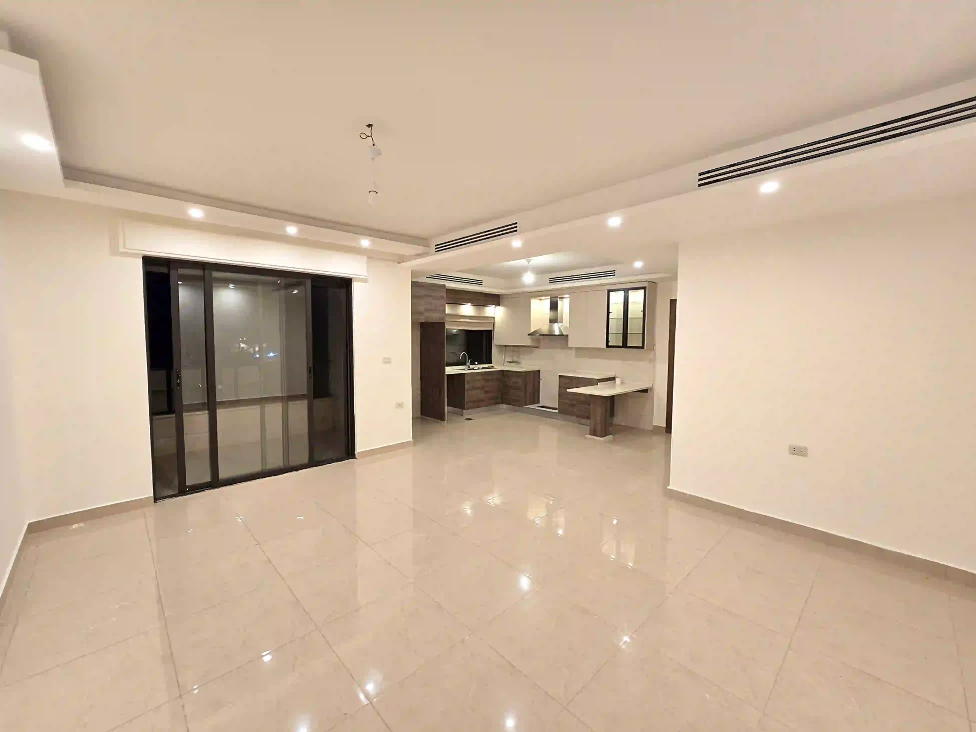 للايجار خلدا شقة - Image 1