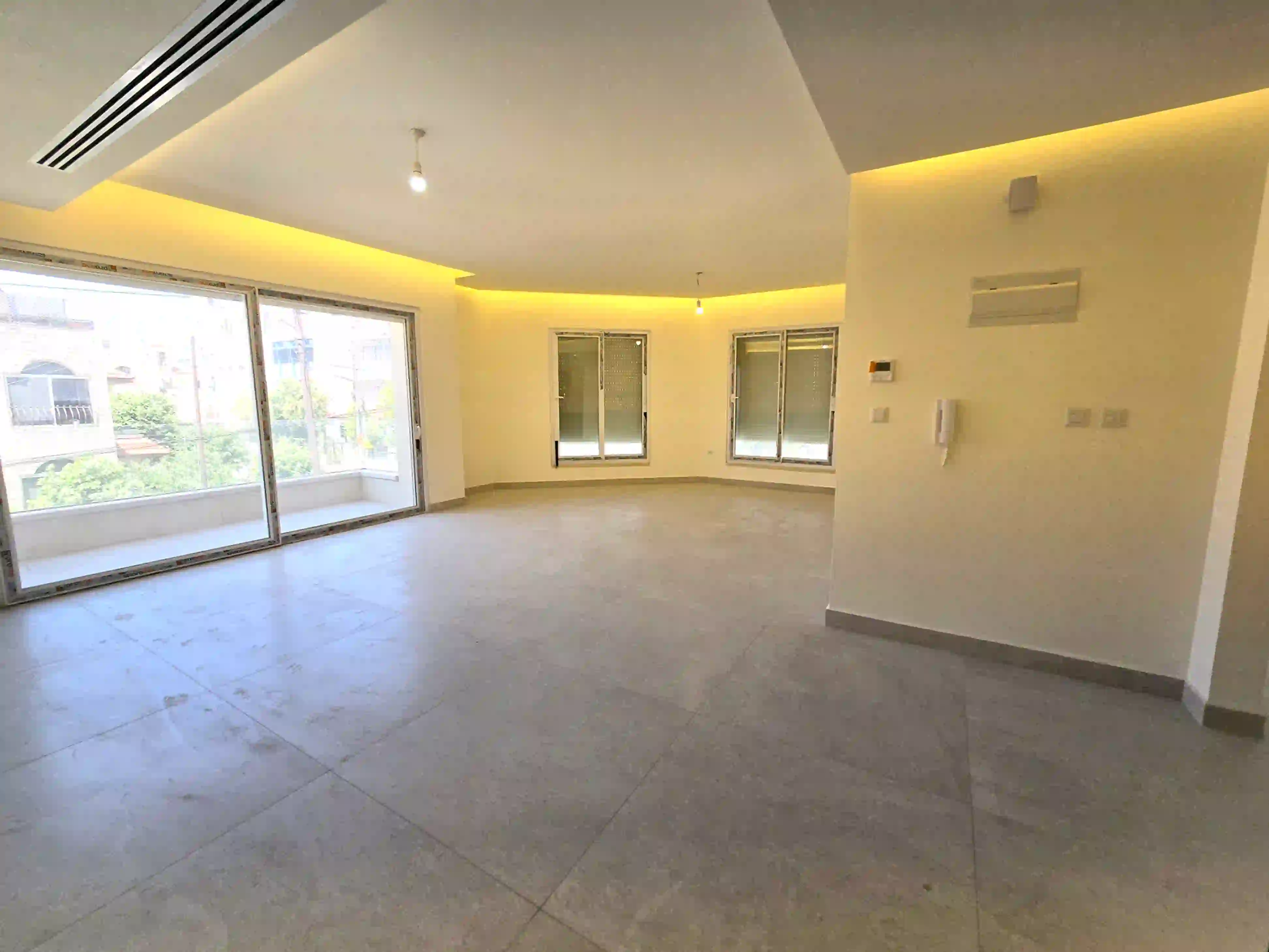 للايجار عبدون شقة - Image 1