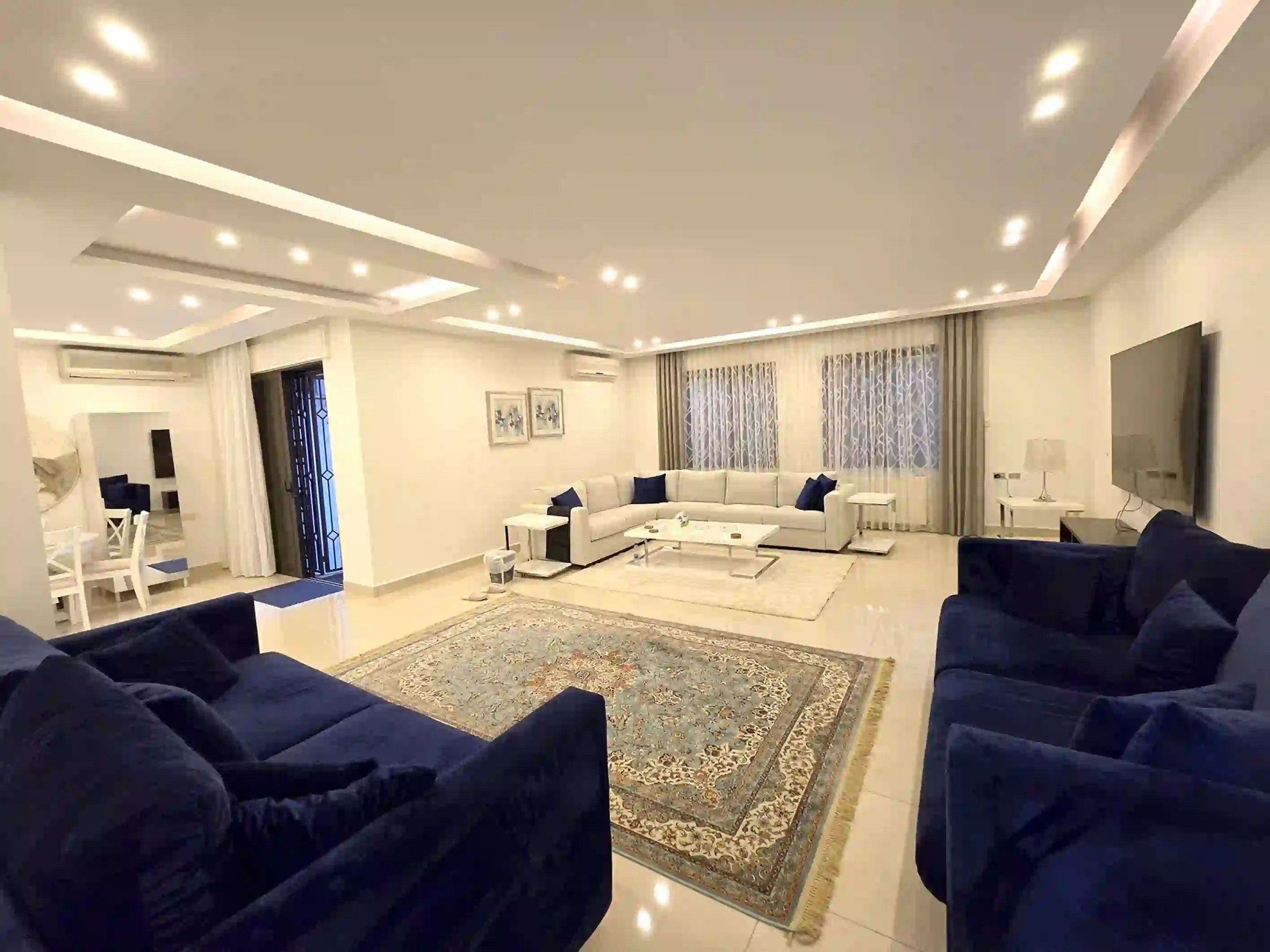 للايجار عبدون شقة - Image 4