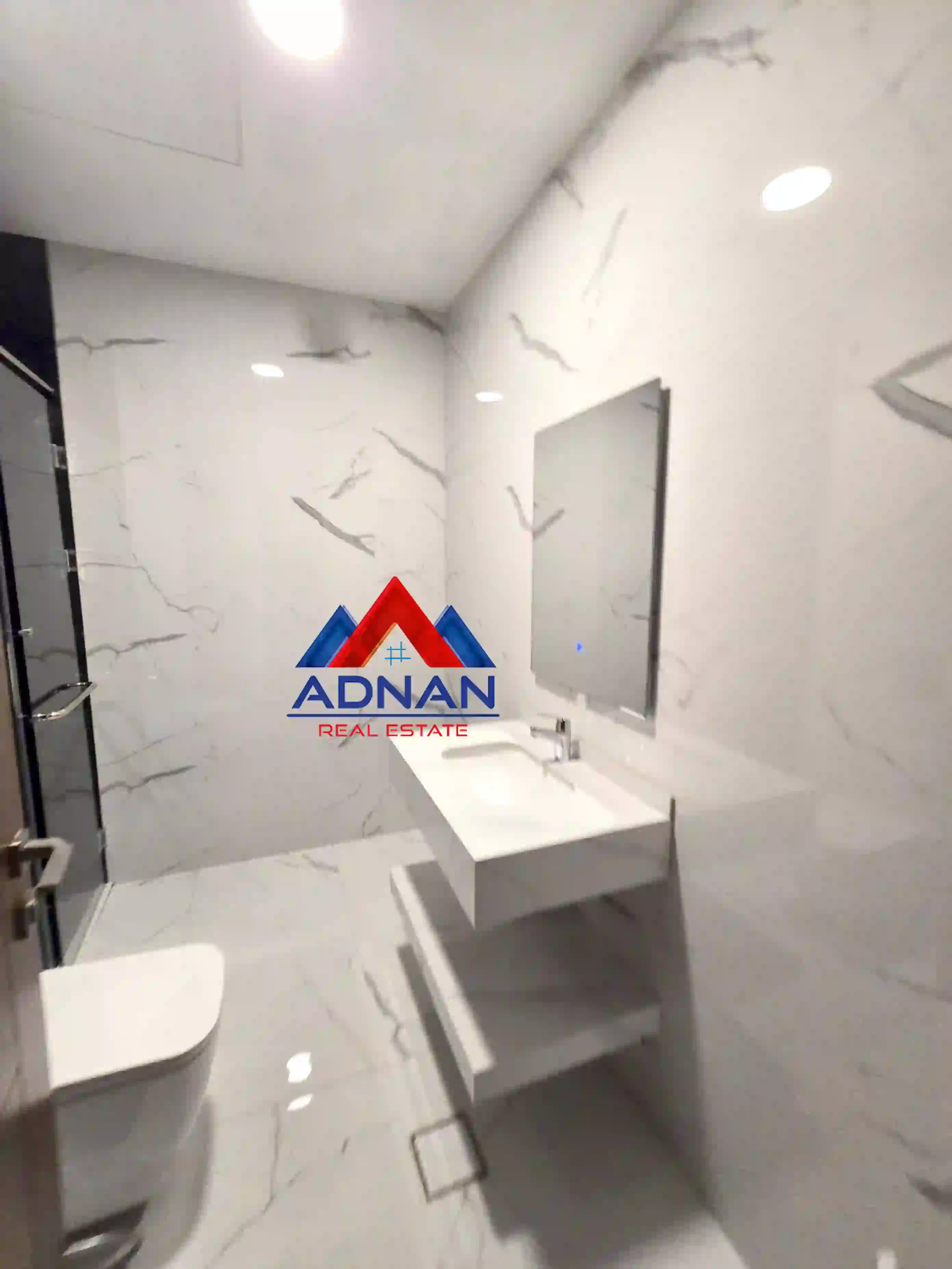 For rent Deir Ghbar Apartment - Image 9