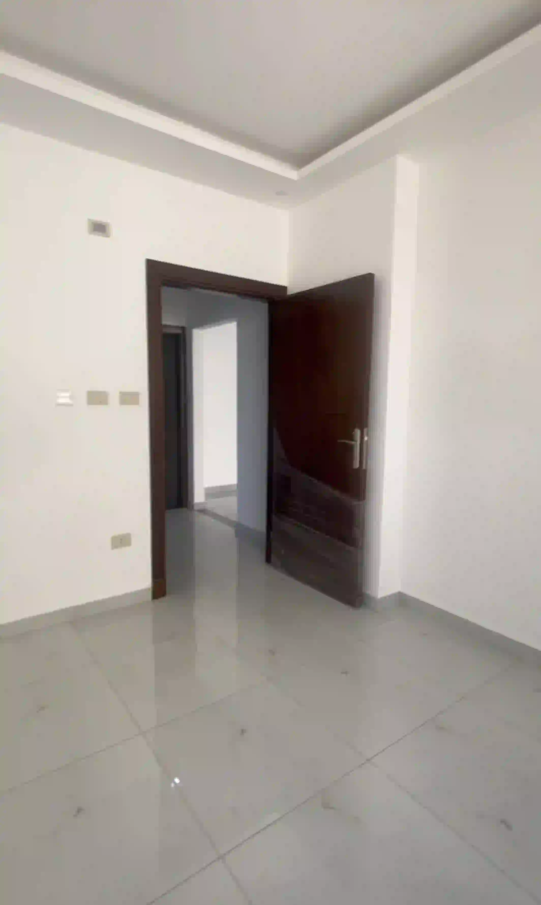 للايجار أم أذينة شقة - Image 7