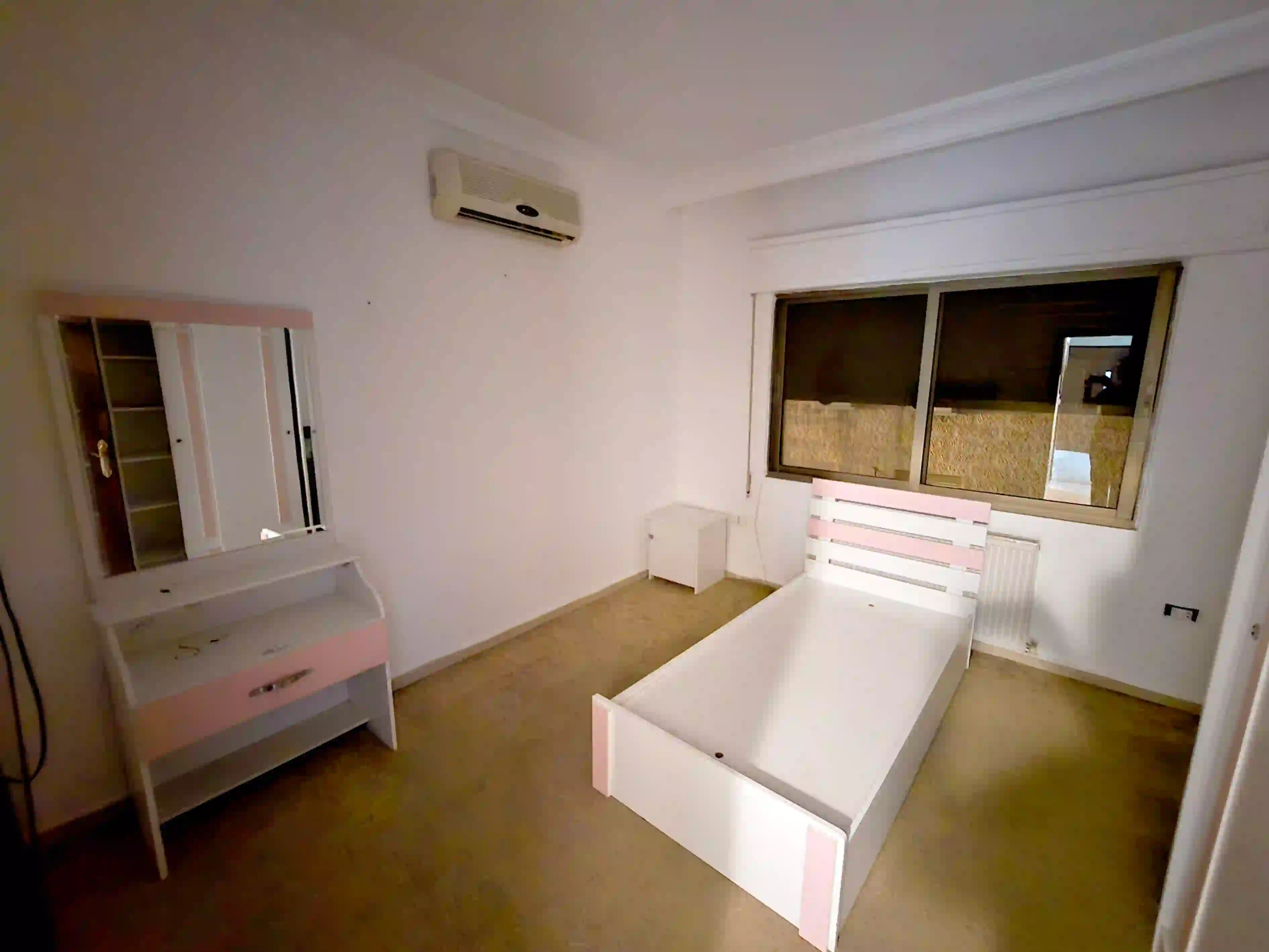 For sale Um Uthaina Apartment - Image 8