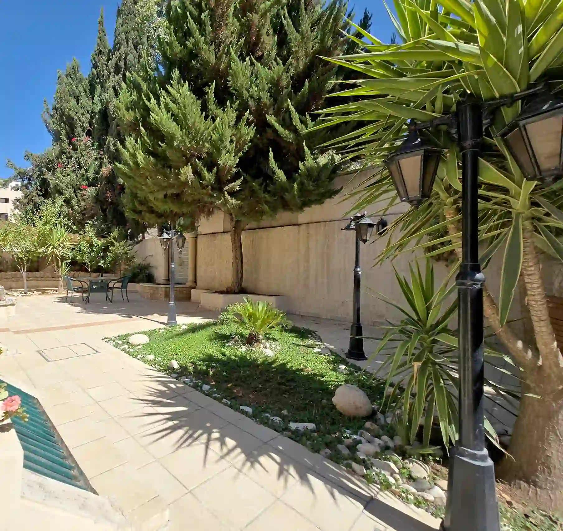 For rent Abdoun Apartment - Image 2