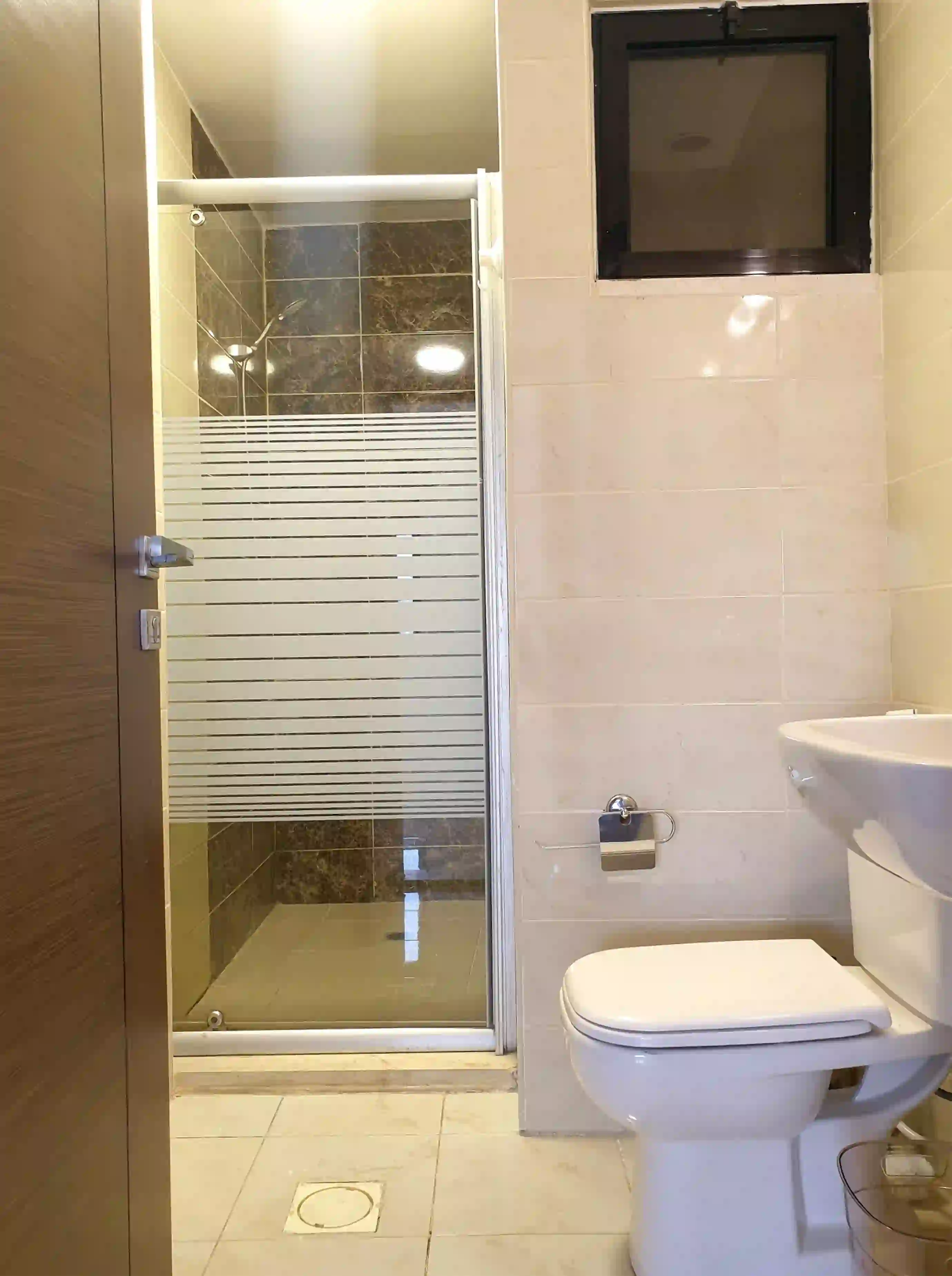 For rent 7th Circle Apartment - Image 8