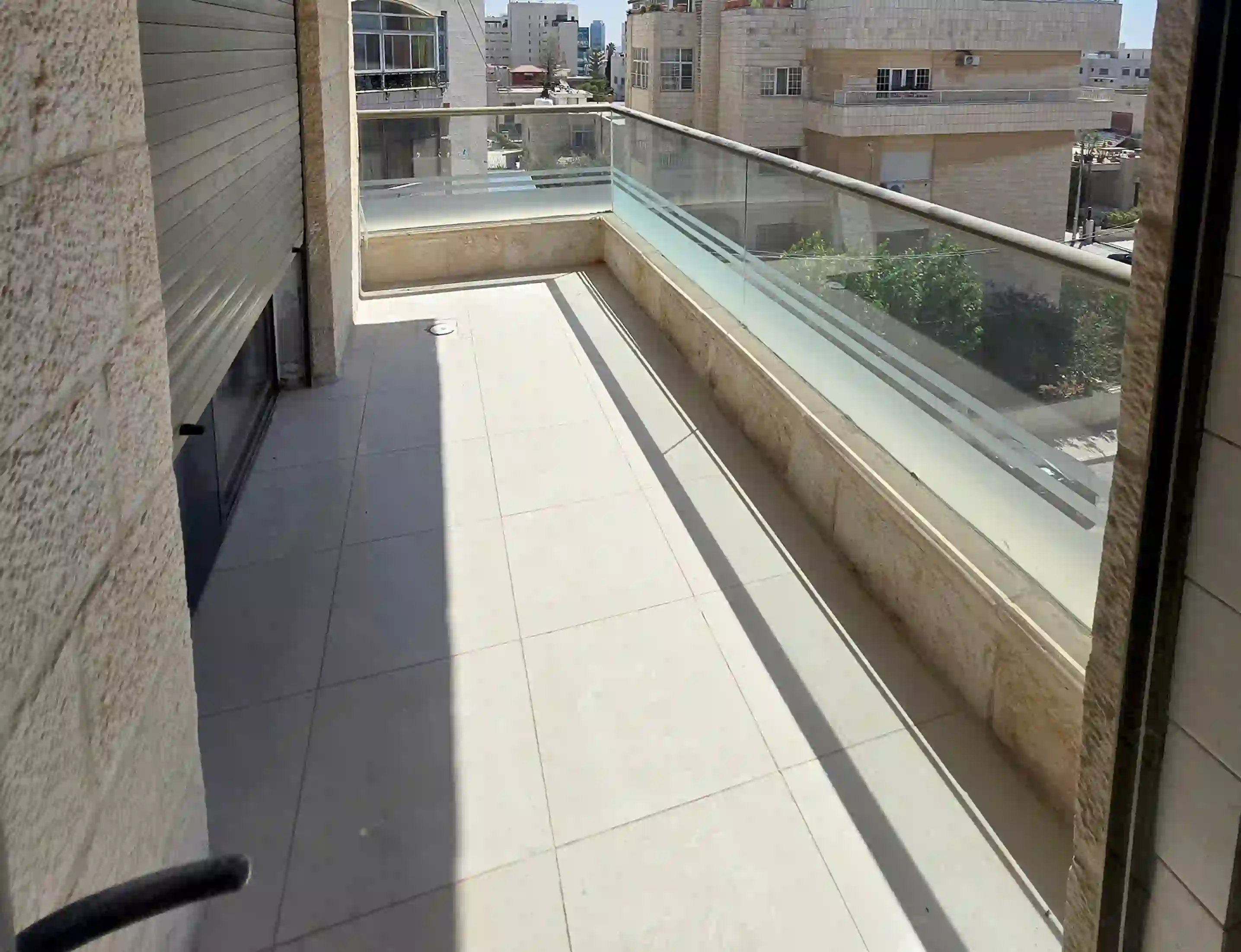 للايجار الشميساني شقة - Image 11
