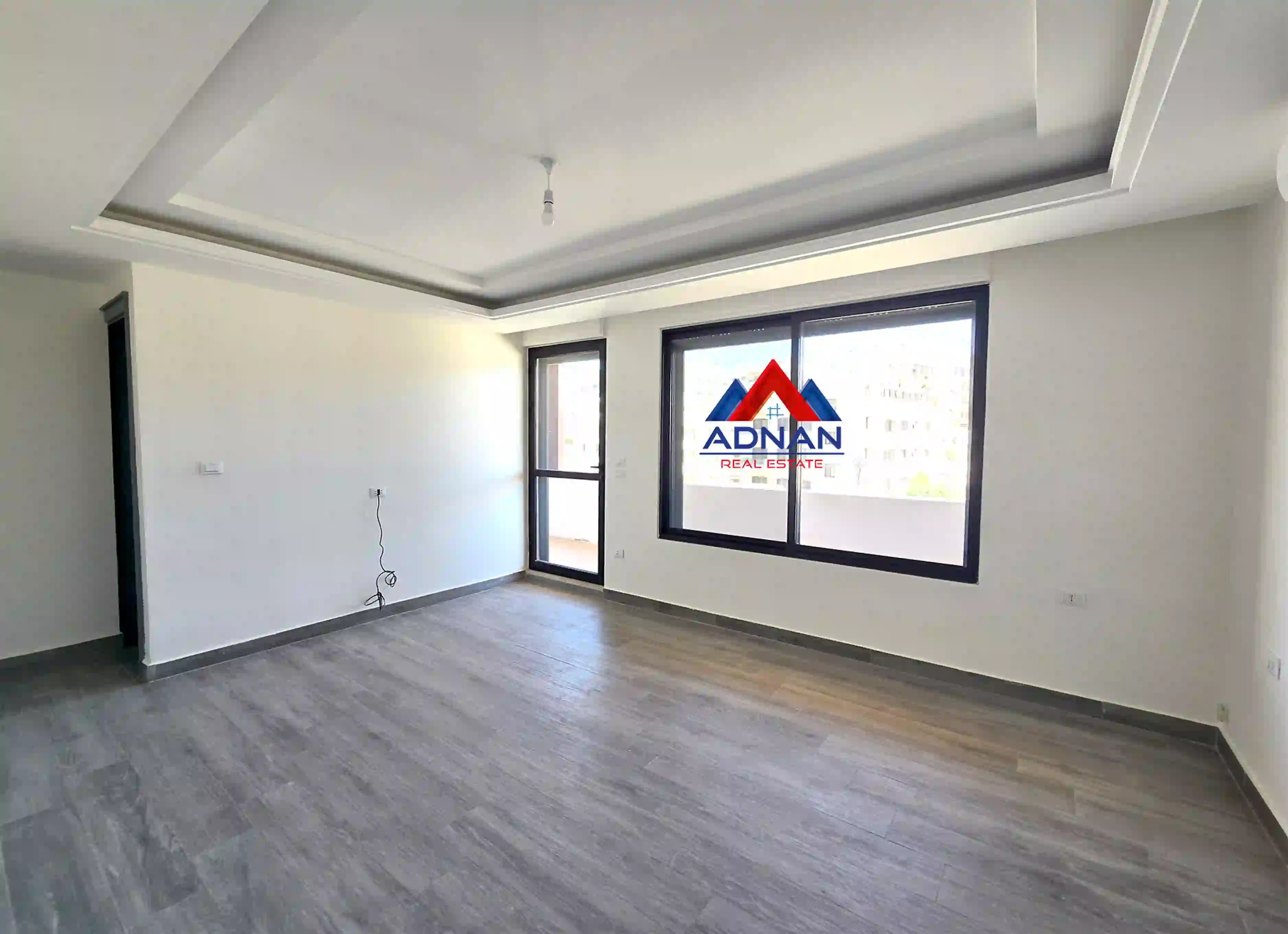 For rent Deir Ghbar Apartment - Image 4