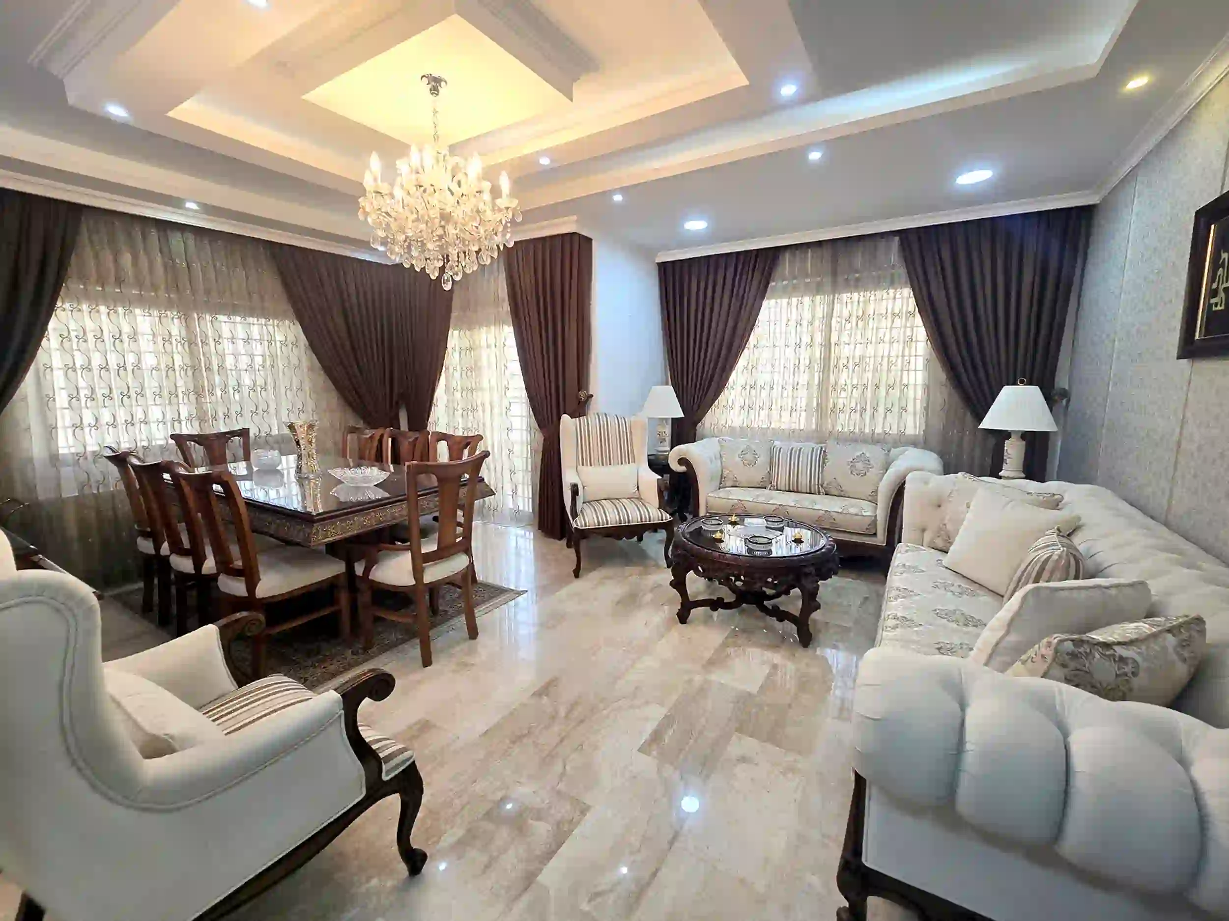 For sale Tla Al-Ali Apartment - Image 1