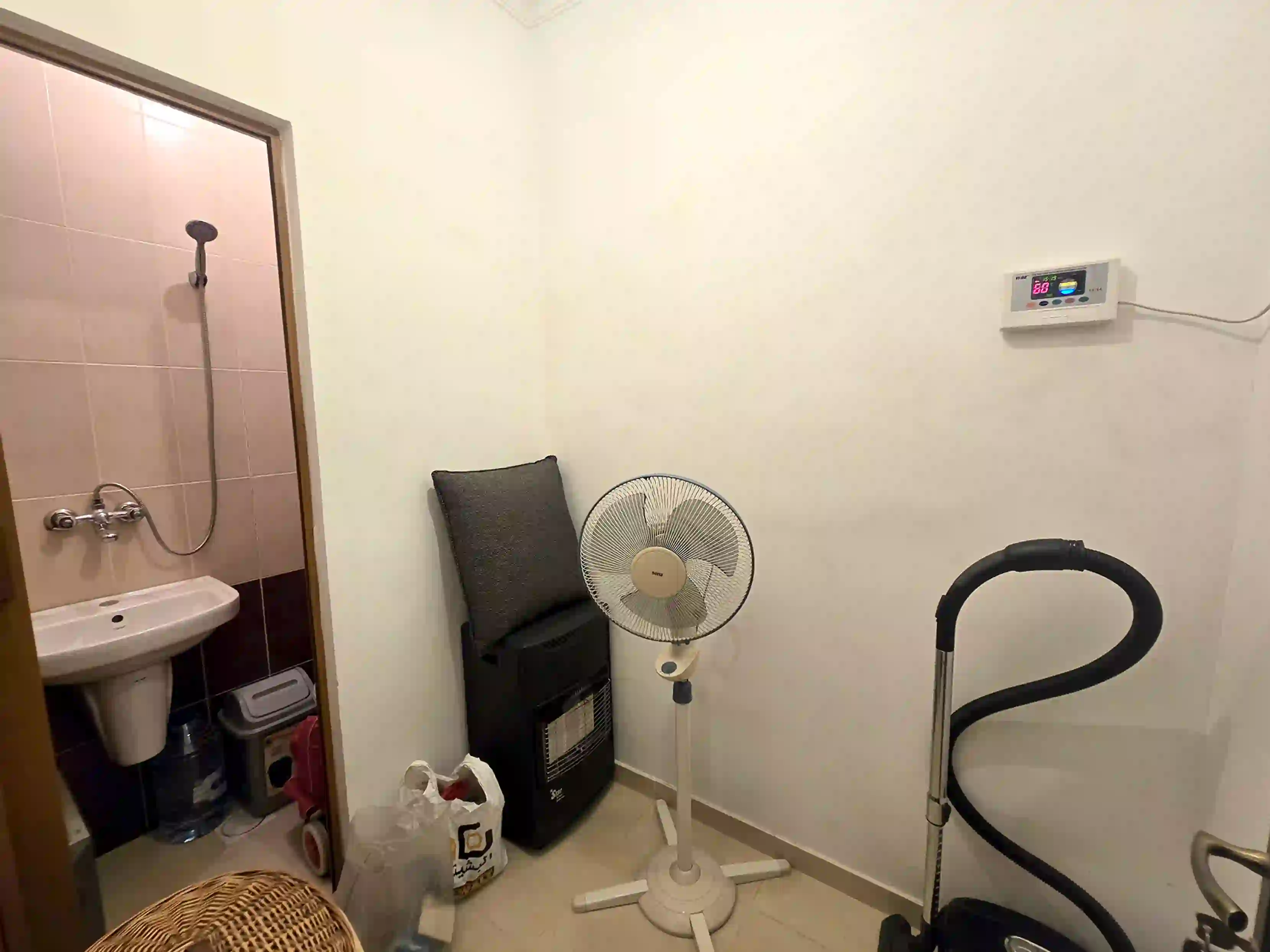 For sale Tla Al-Ali Apartment - Image 14