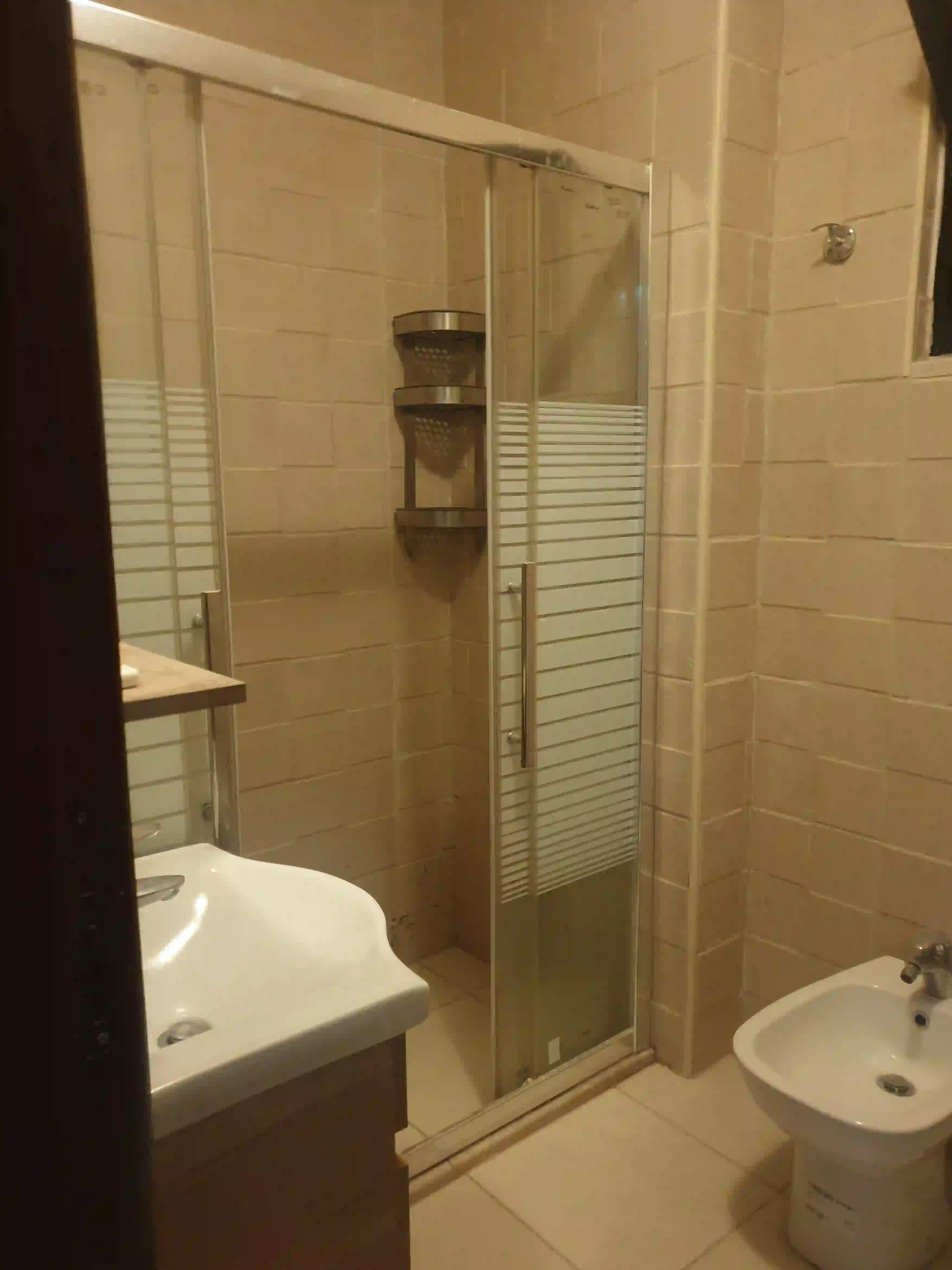 For rent Al Rabieh Apartment - Image 5