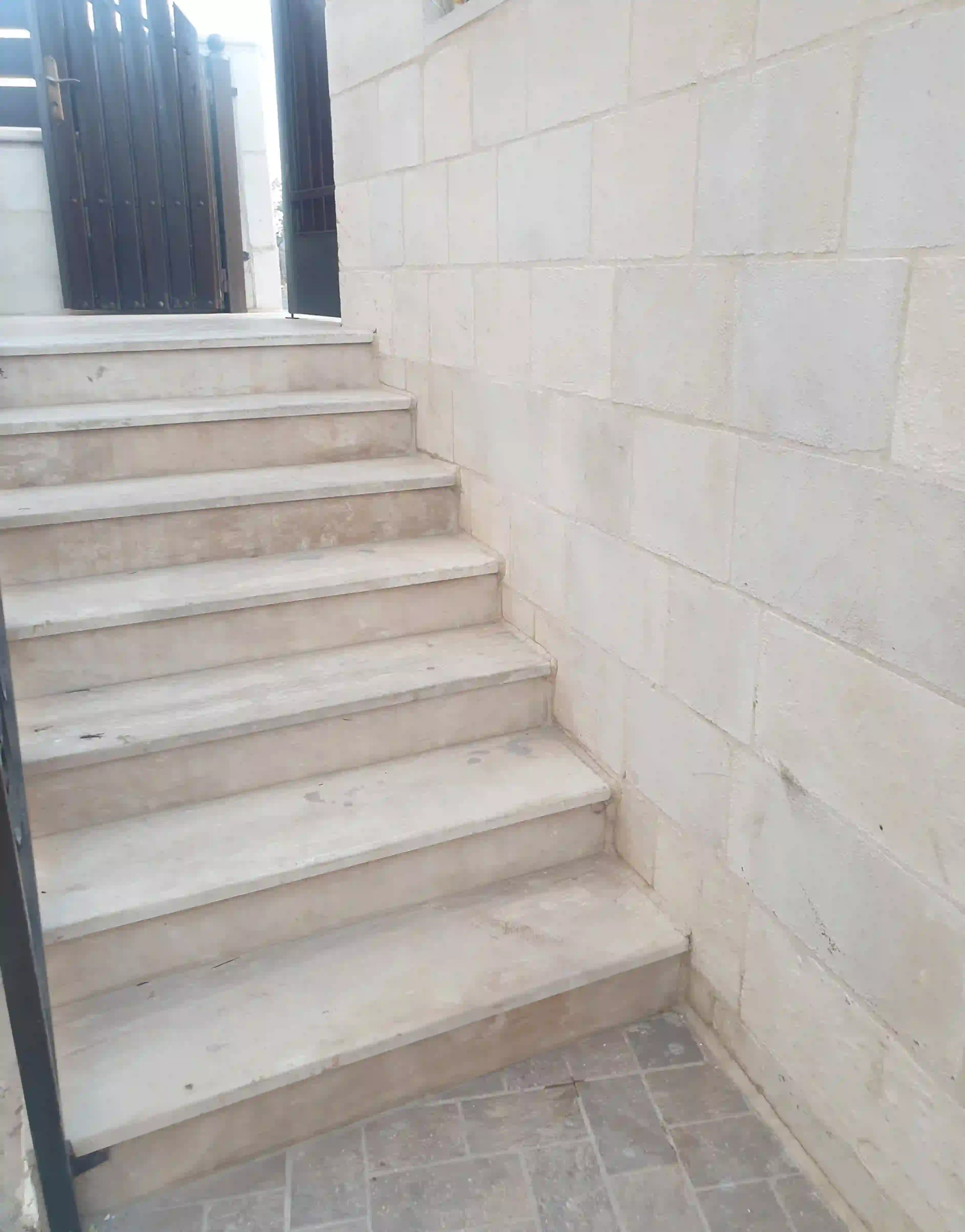 For rent Al Rabieh Apartment - Image 7