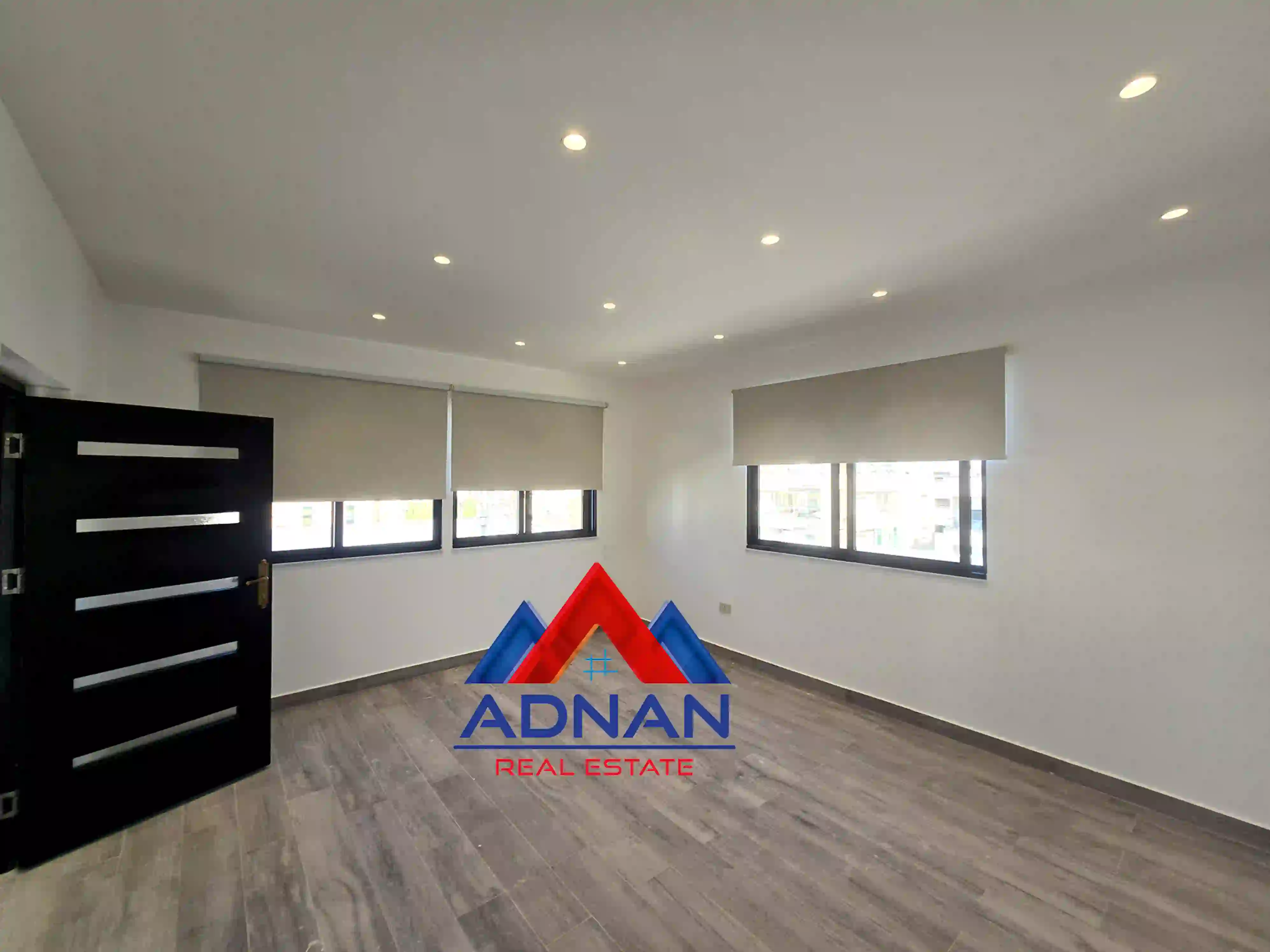 للايجار أم أذينة شقة - Image 2