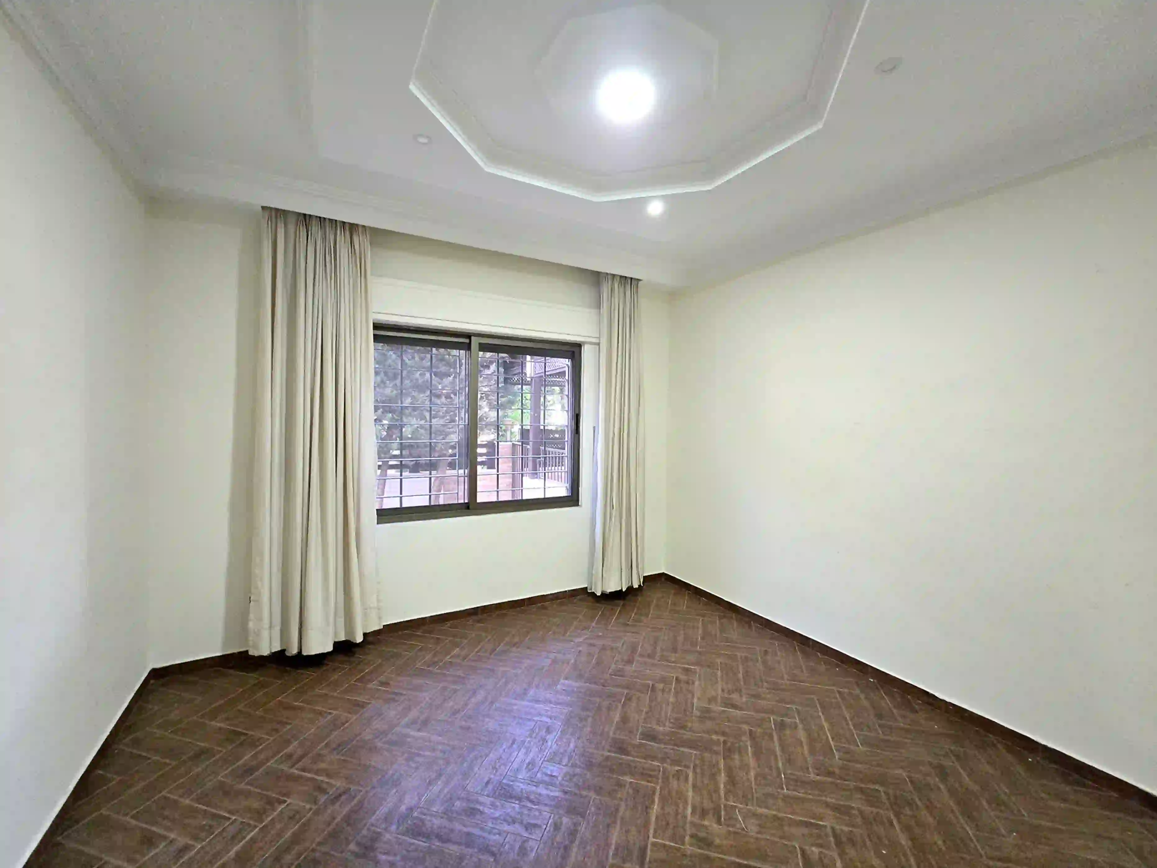 For rent Abdoun Apartment - Image 11