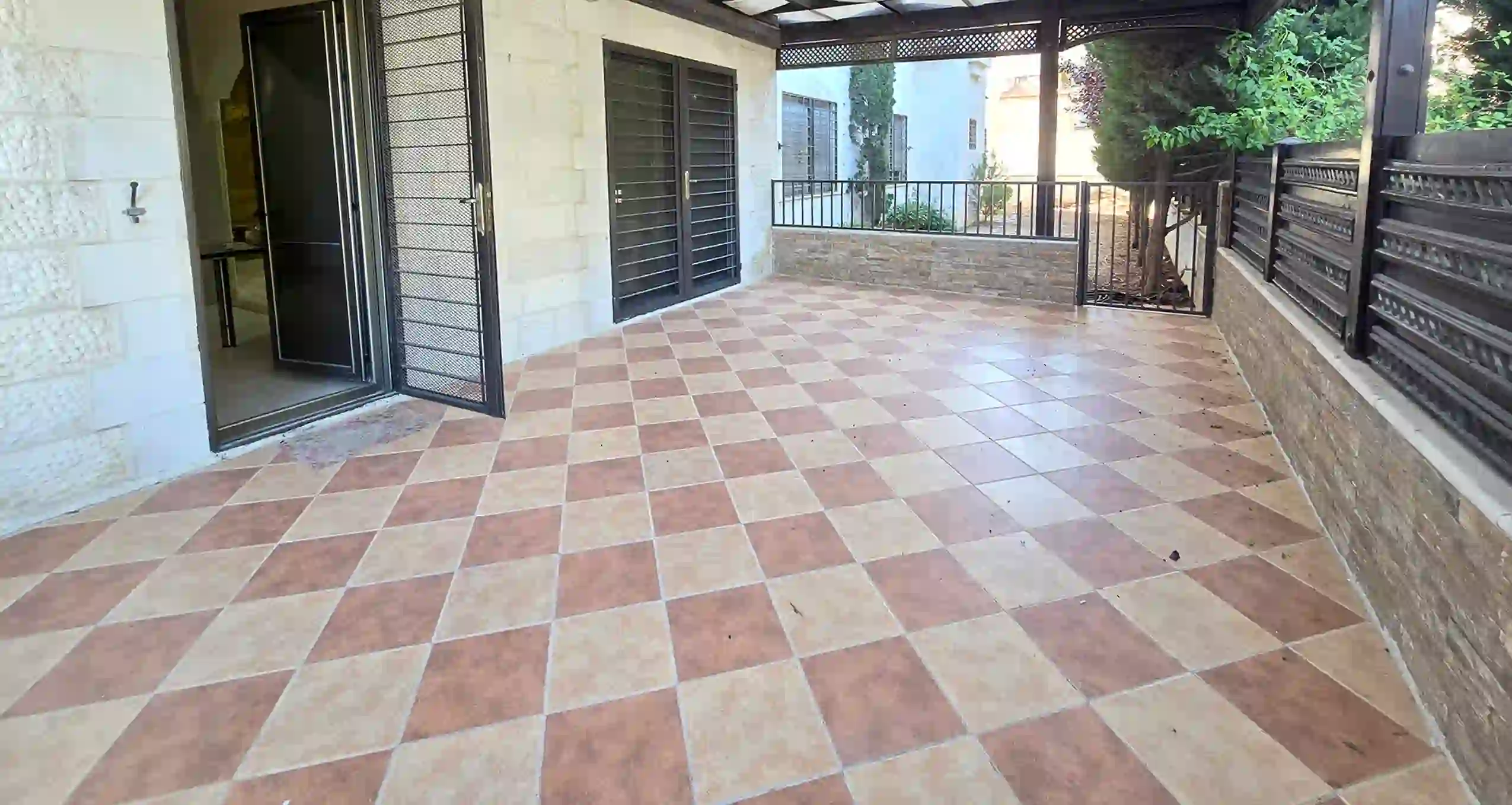 For rent Abdoun Apartment - Image 2