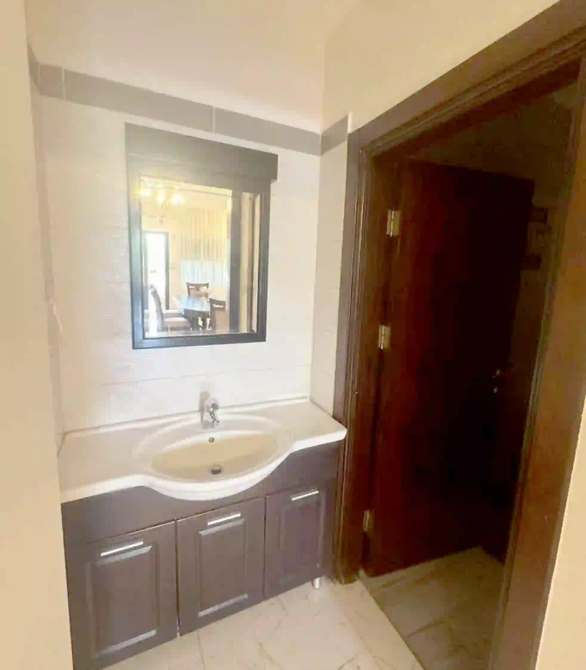 للايجار جبل عمان شقة - Image 15