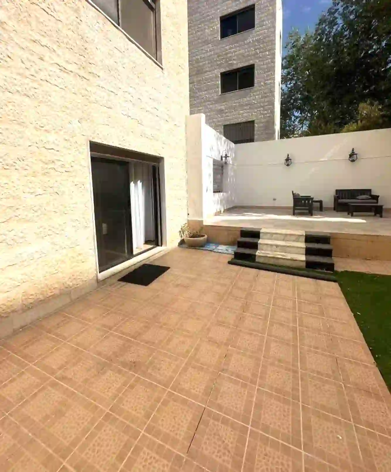 للايجار جبل عمان شقة - Image 2