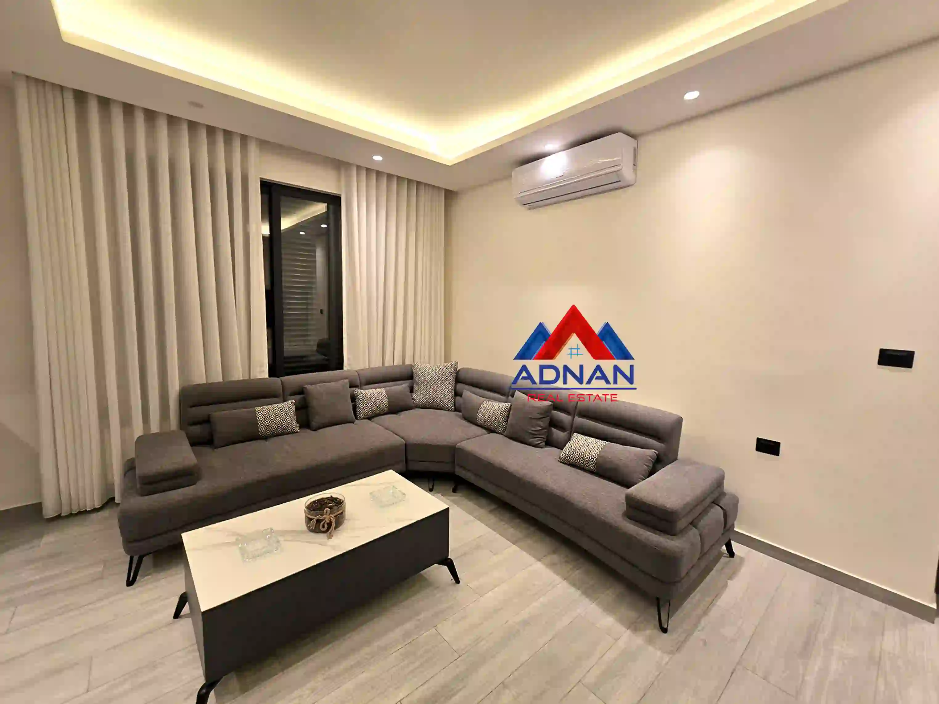 للايجار دير غبار شقة - Image 1