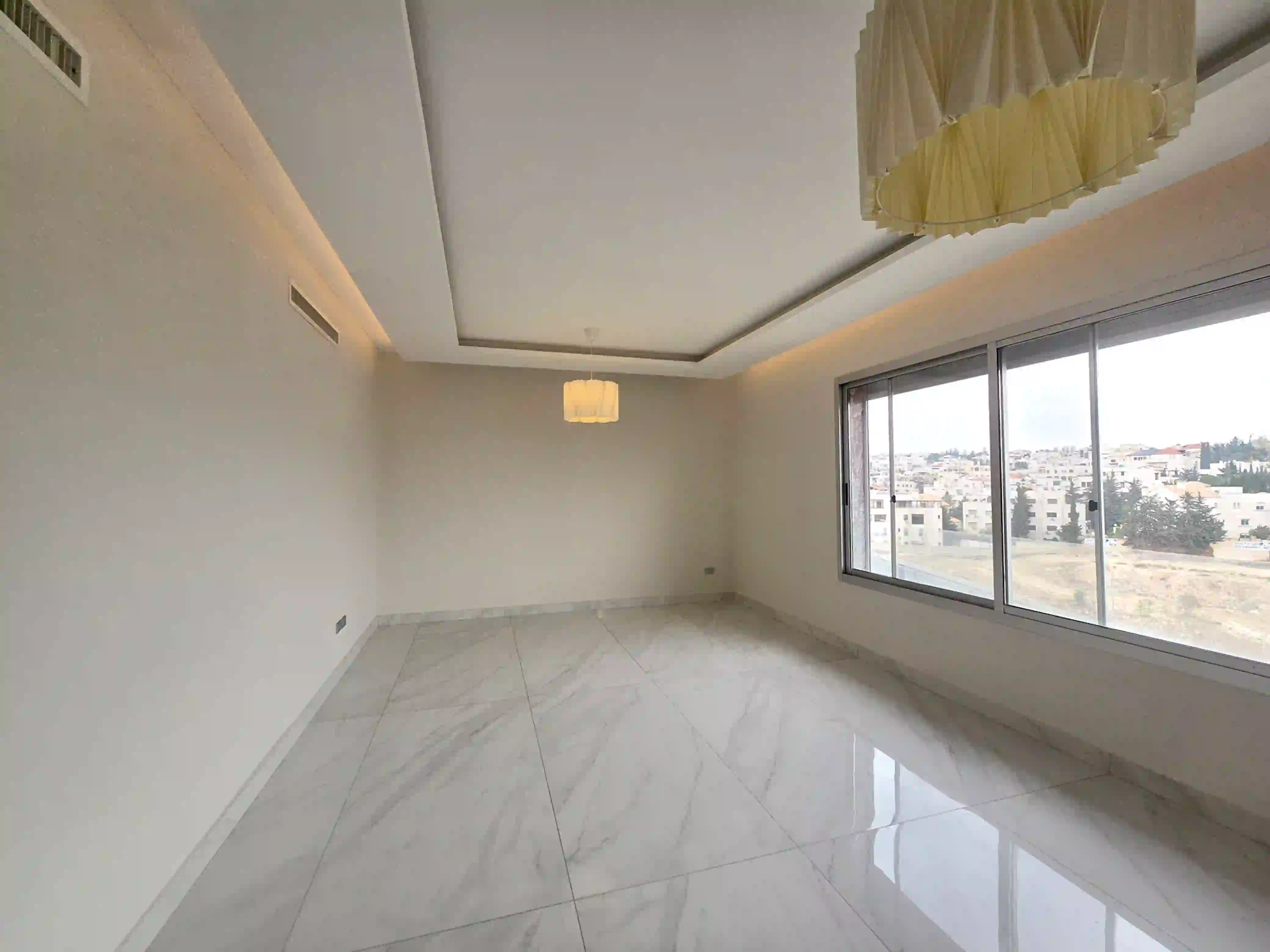 For rent Deir Ghbar Apartment - Image 10