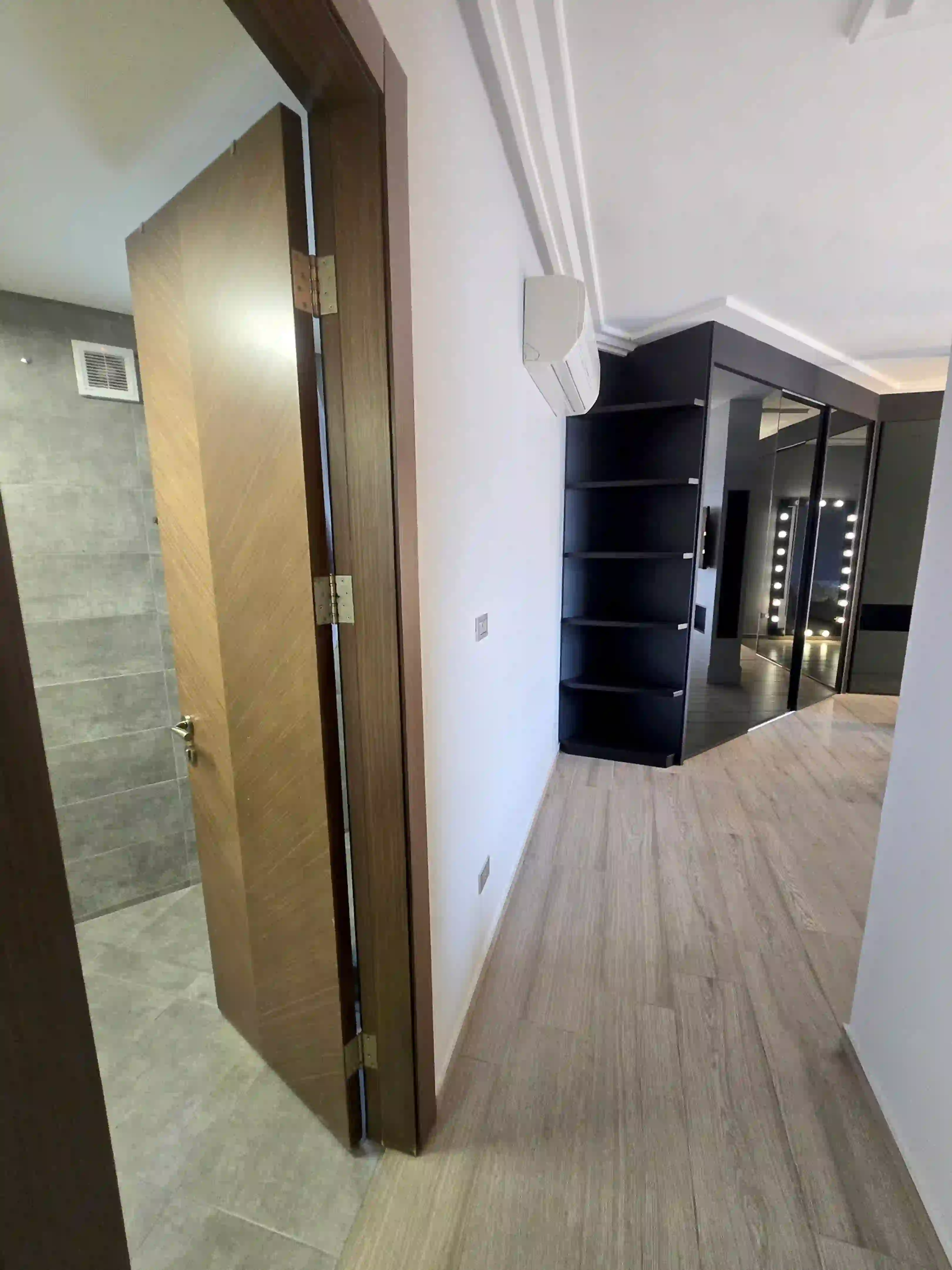 For rent Deir Ghbar Apartment - Image 9