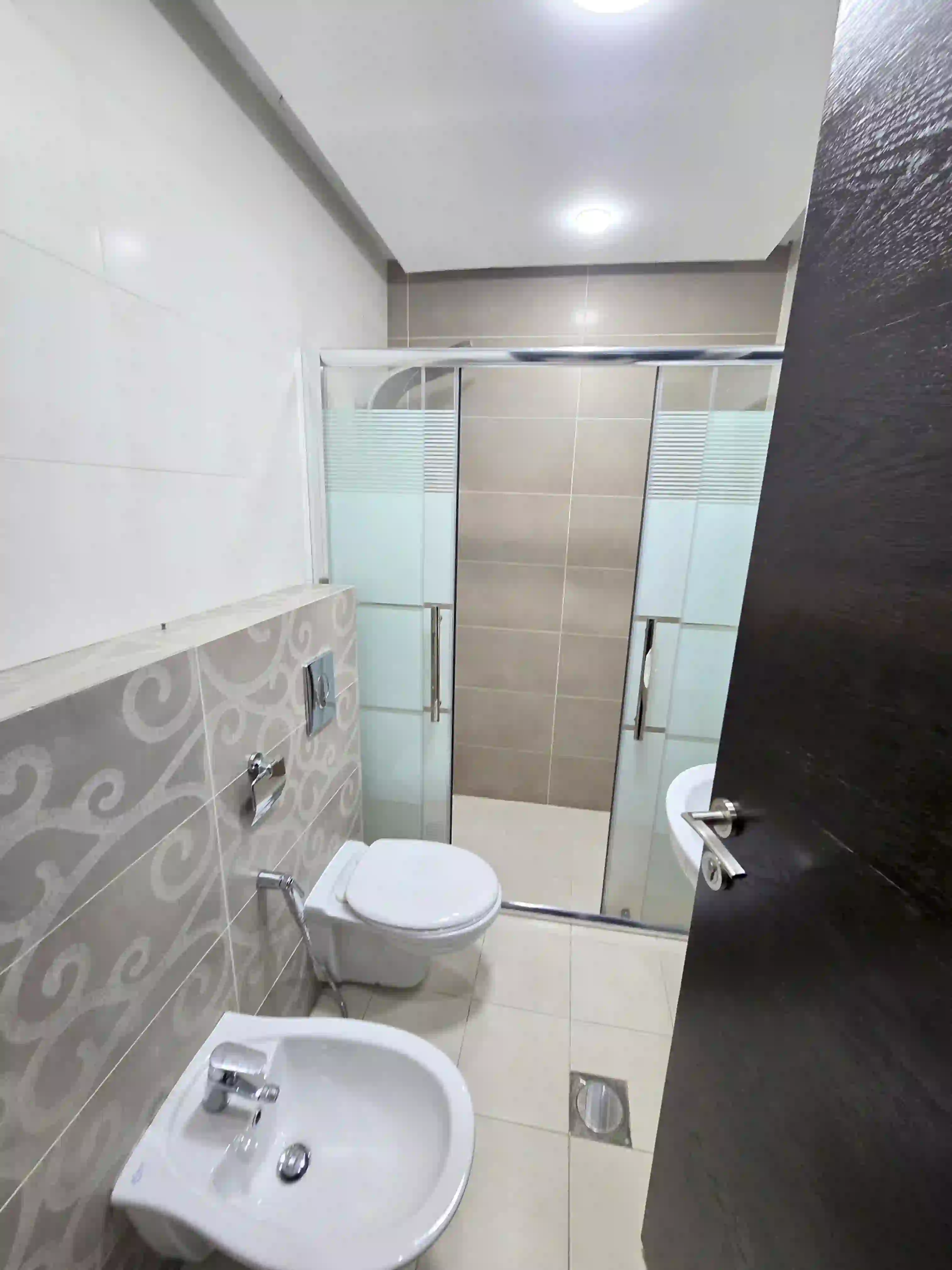 For rent Jabal Amman Apartment - Image 8