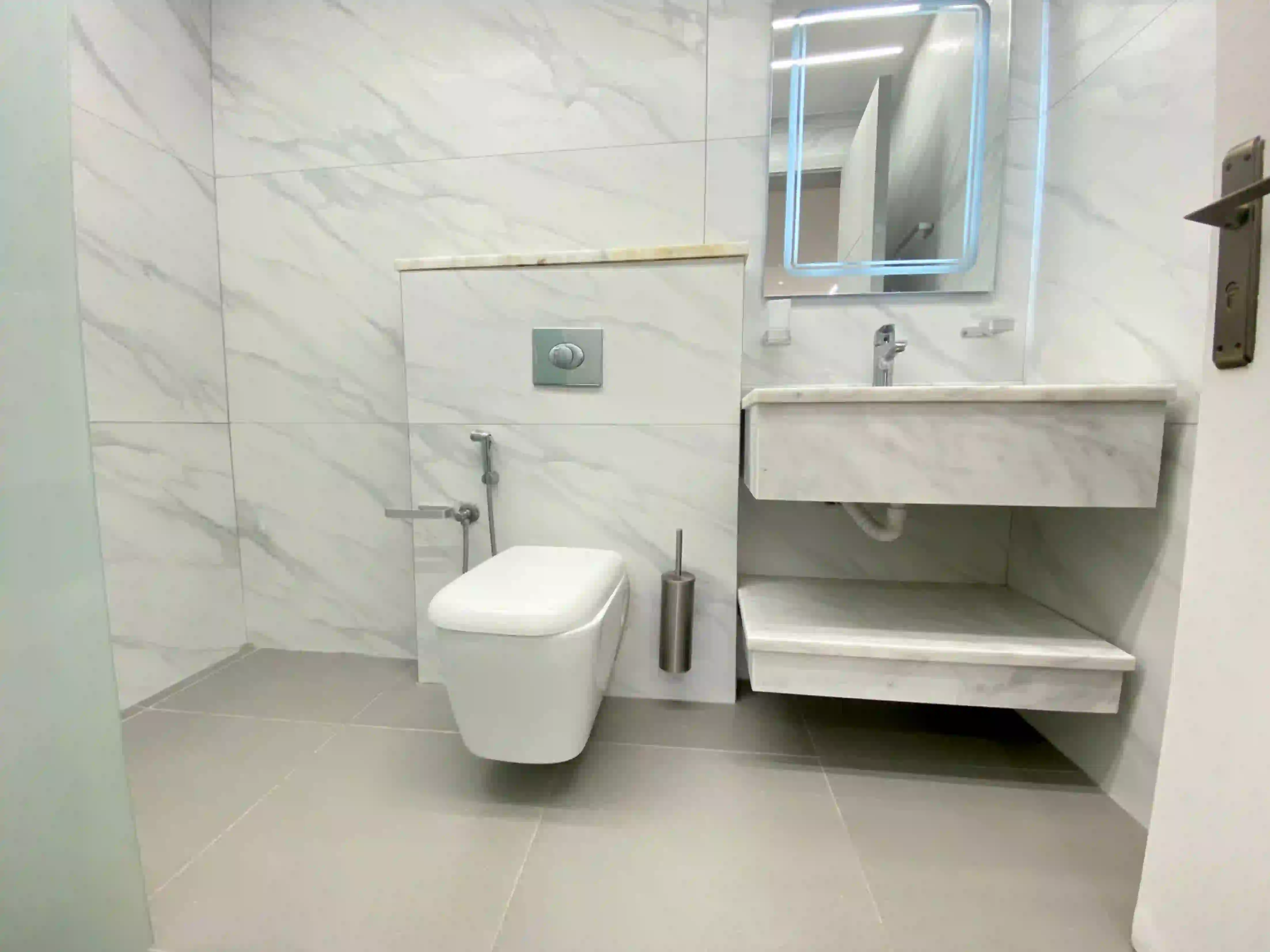 للايجار عبدون شقة - Image 11