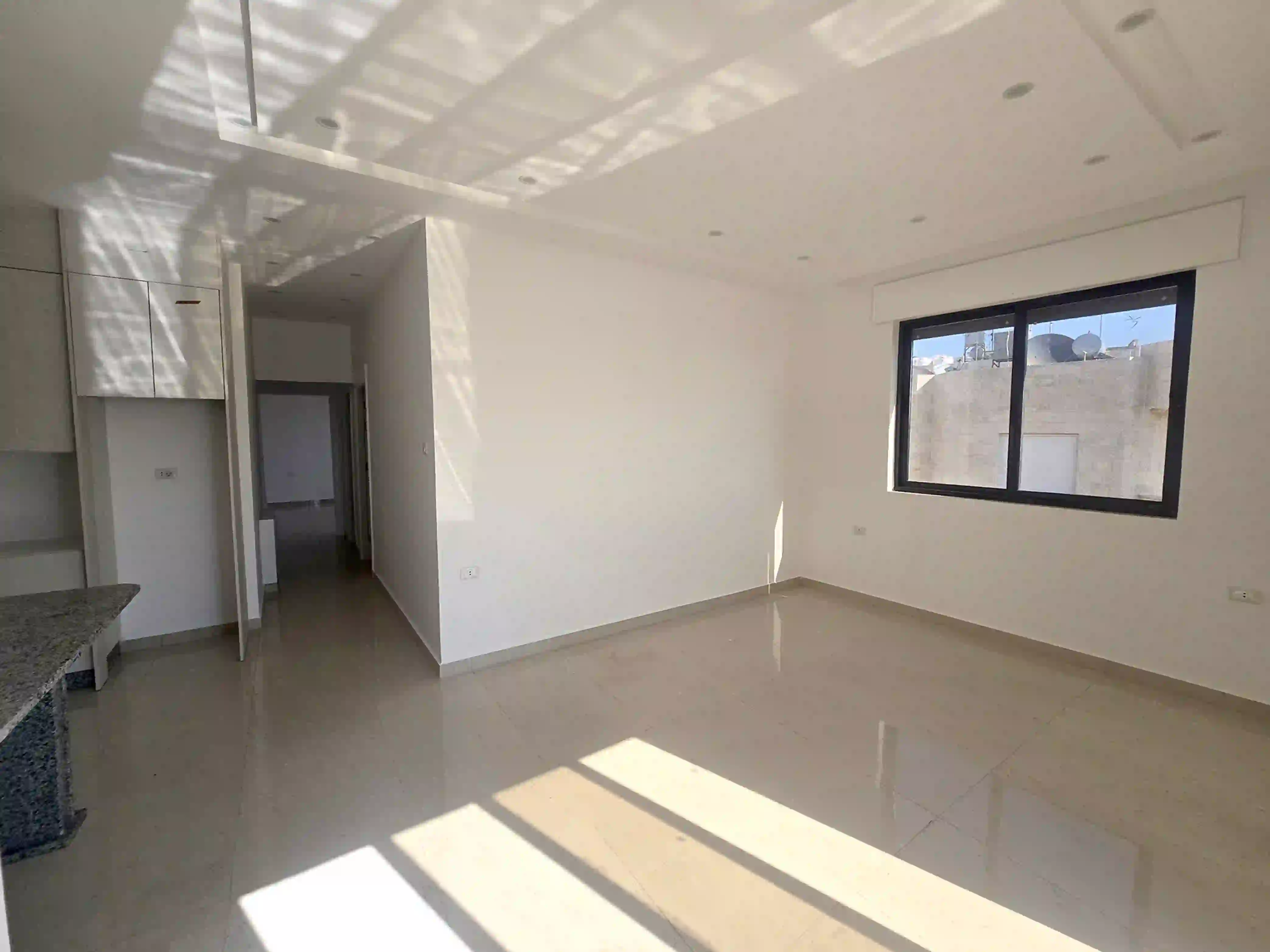 For rent Abdoun Apartment - Image 8