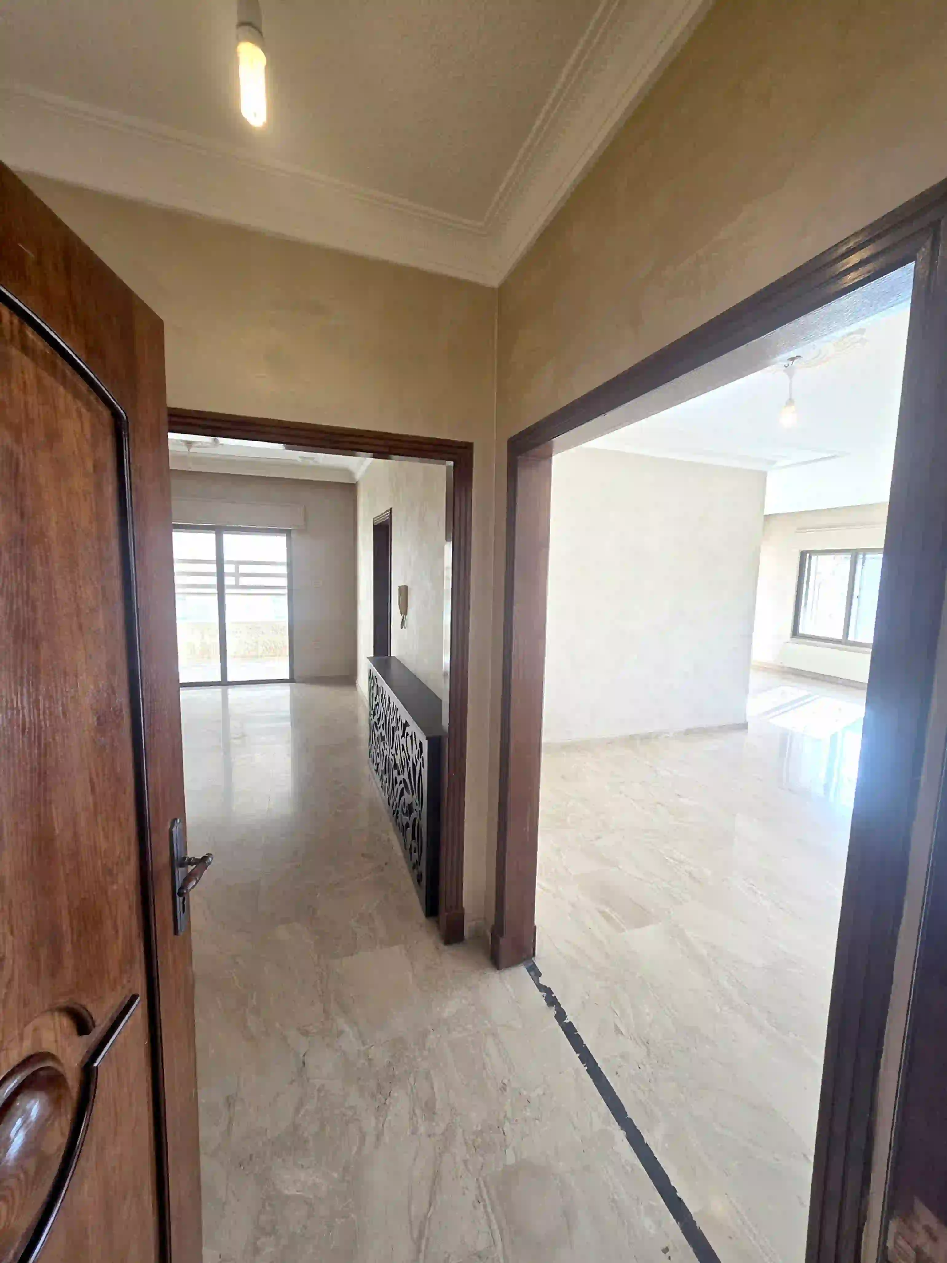 For rent 7th Circle Apartment - Image 14