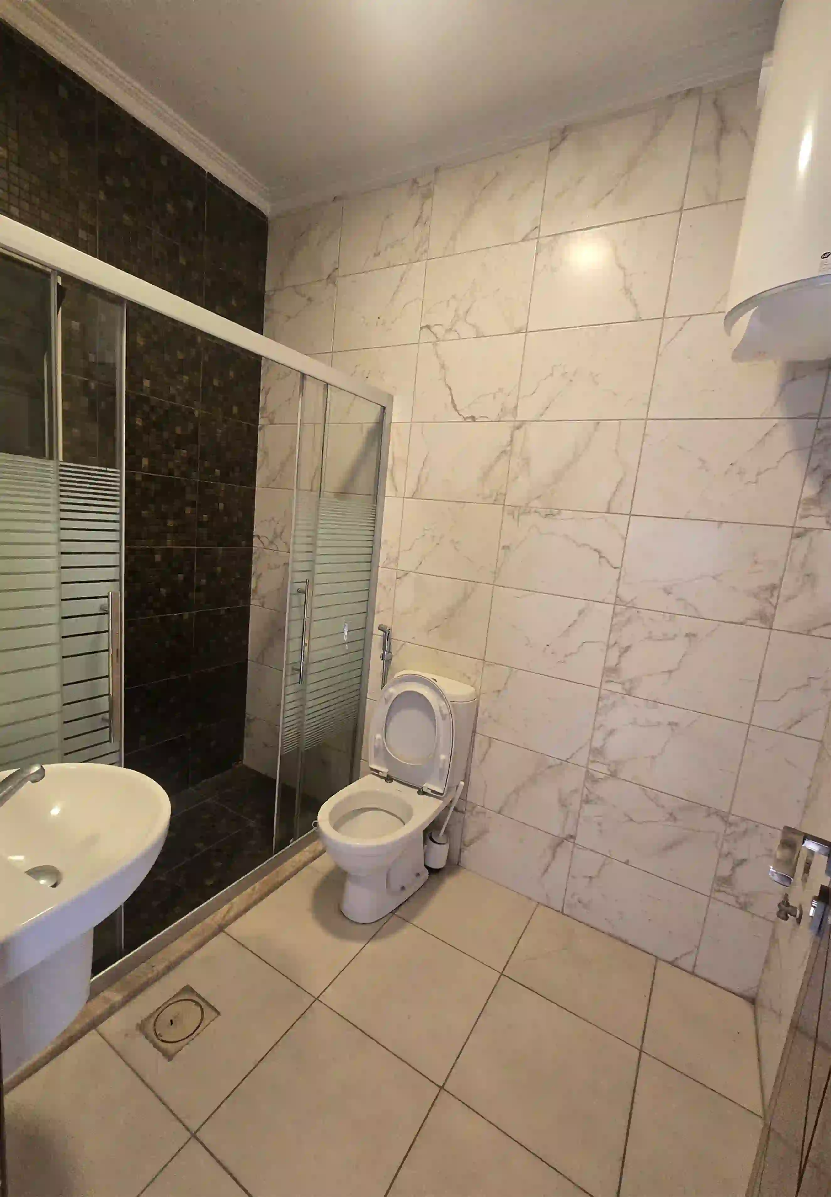 For rent Al Rabieh Apartment - Image 6