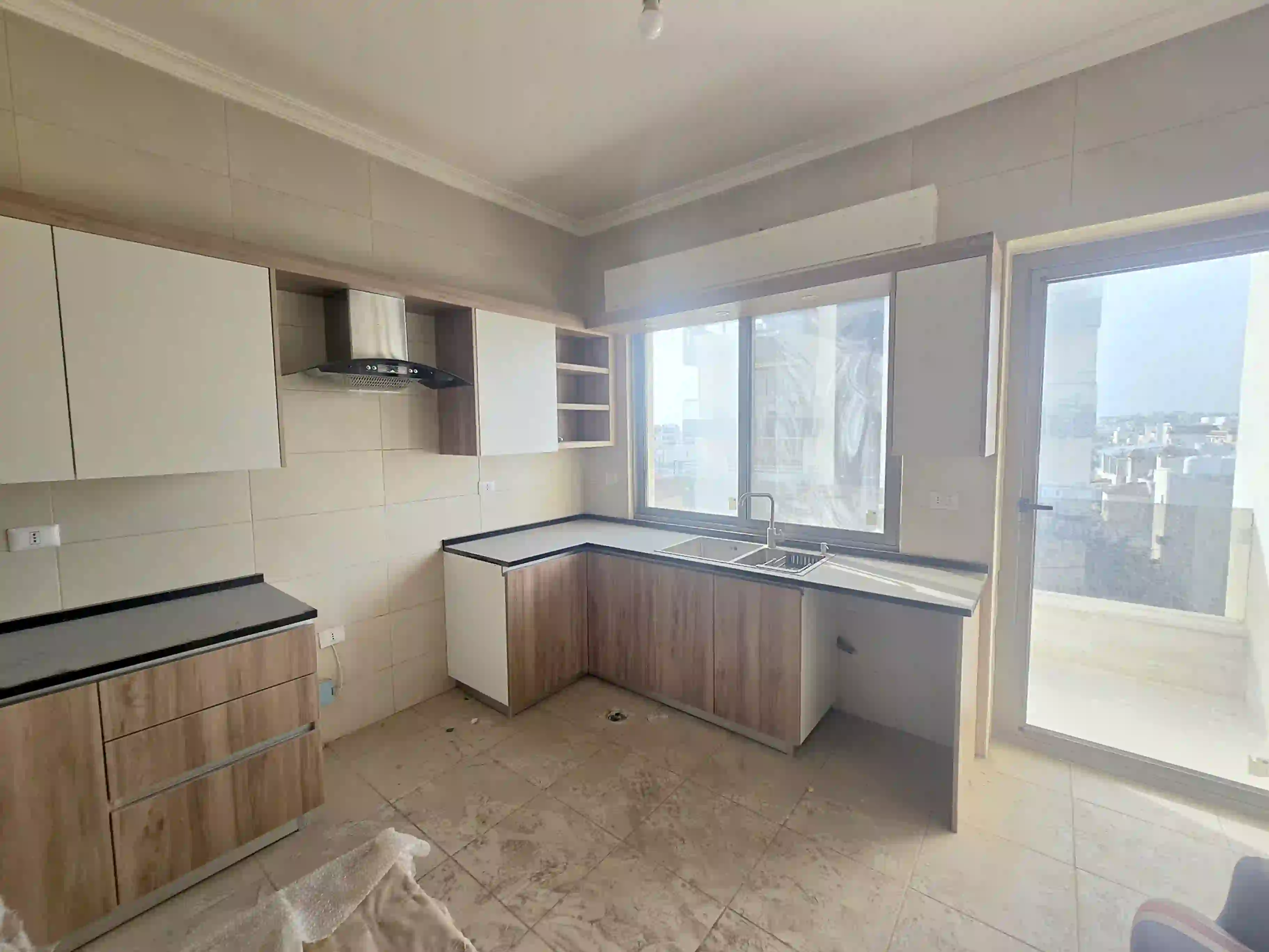 For rent Um Uthaina Apartment - Image 4