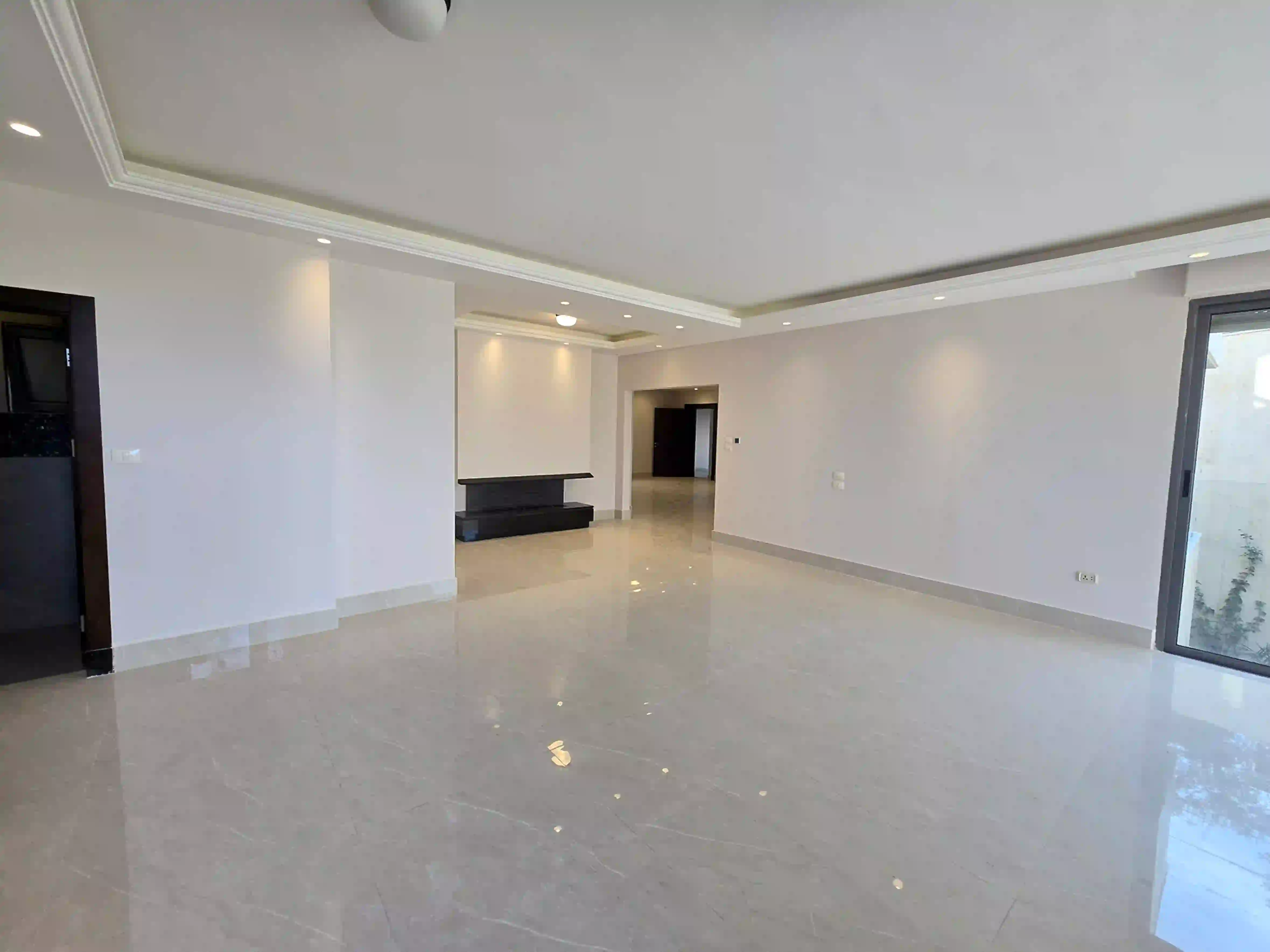 للايجار عبدون شقة - Image 2