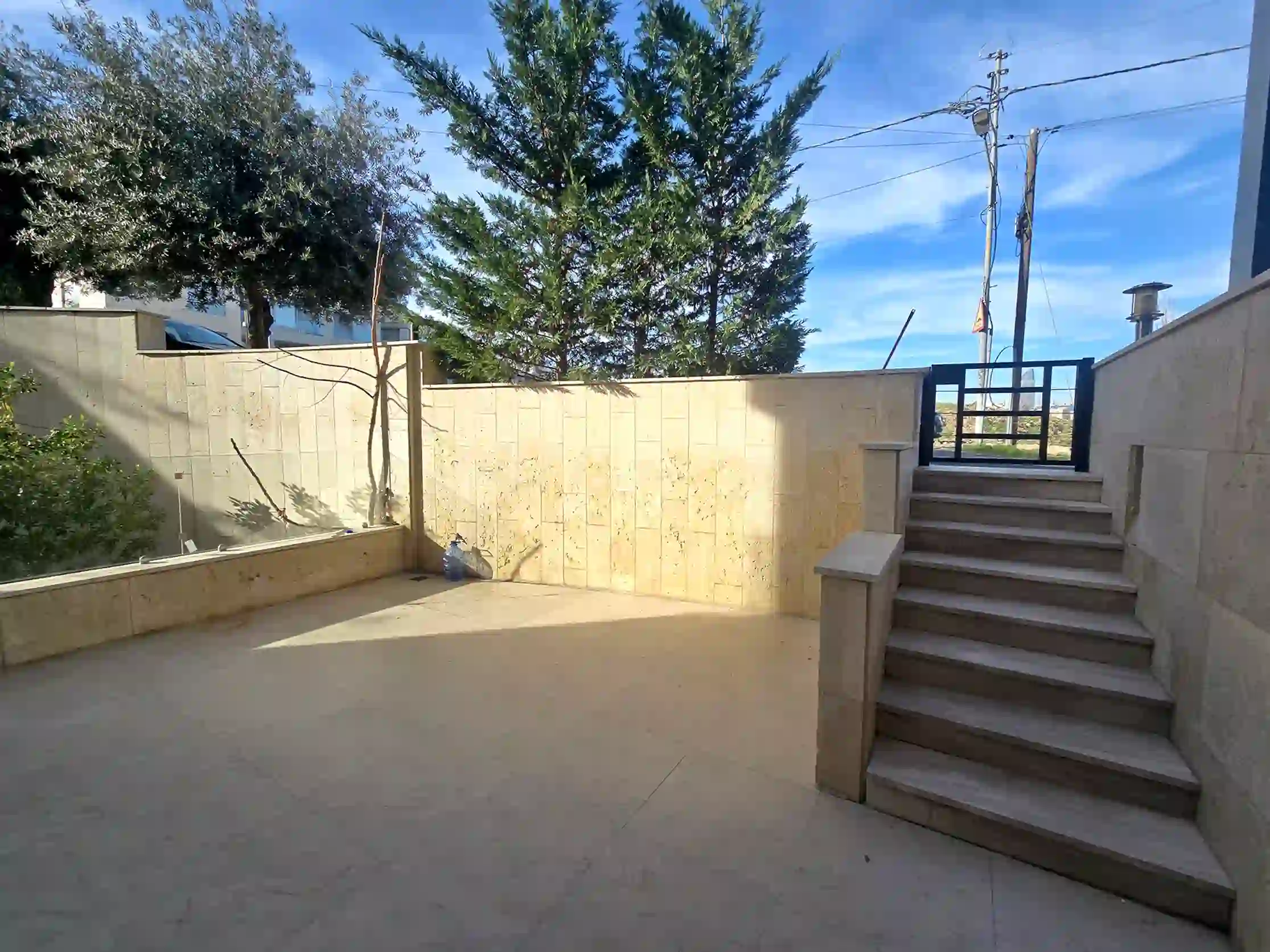 للايجار عبدون شقة - Image 4