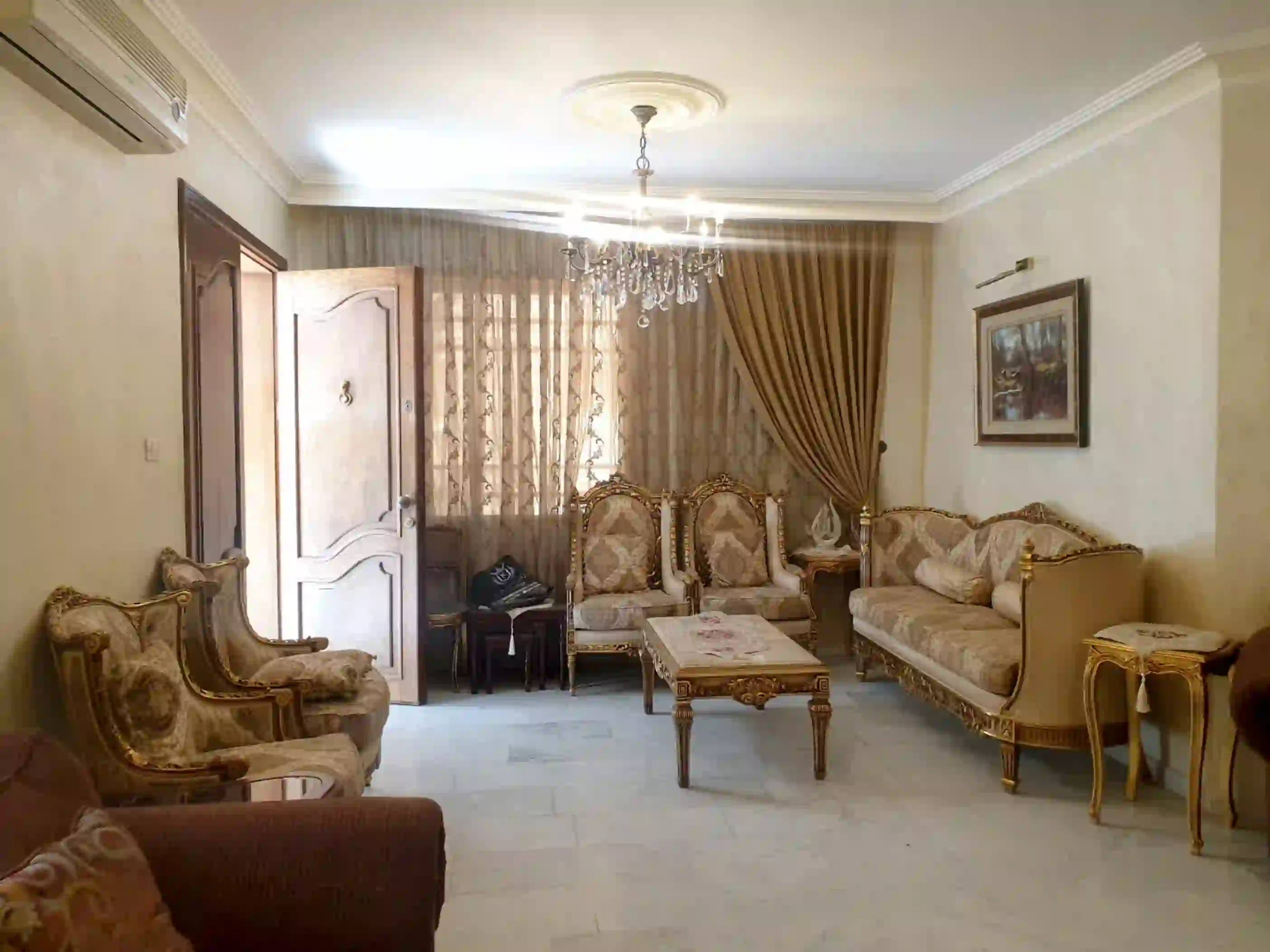 للايجار أم السماق شقة - Image 4