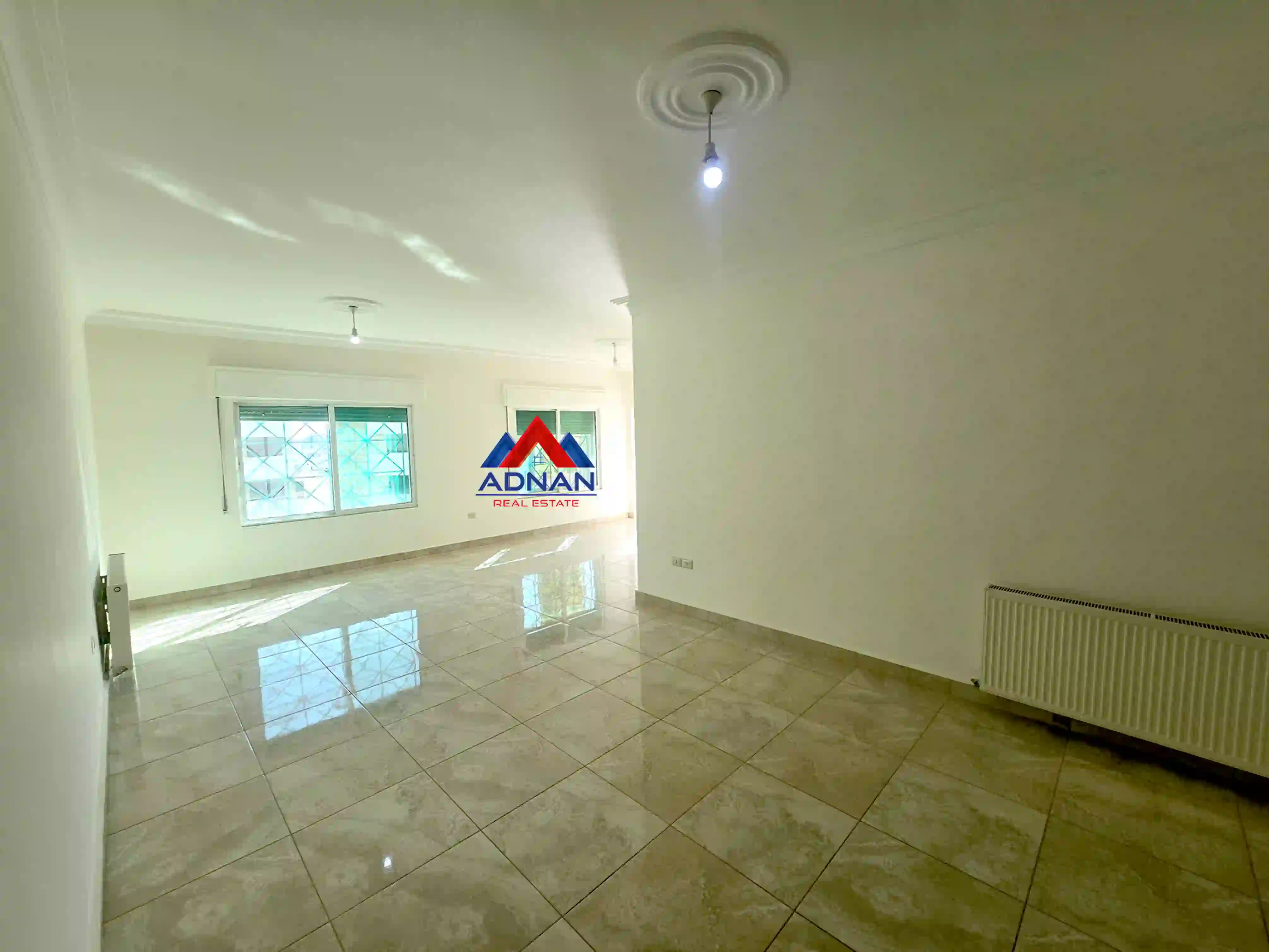 Al Rabieh Luxury Unfurnished Fourth Floor 3-Bedroom 175sqm Apartment with High View Balconies for Annual Rent 5,500 JD 2