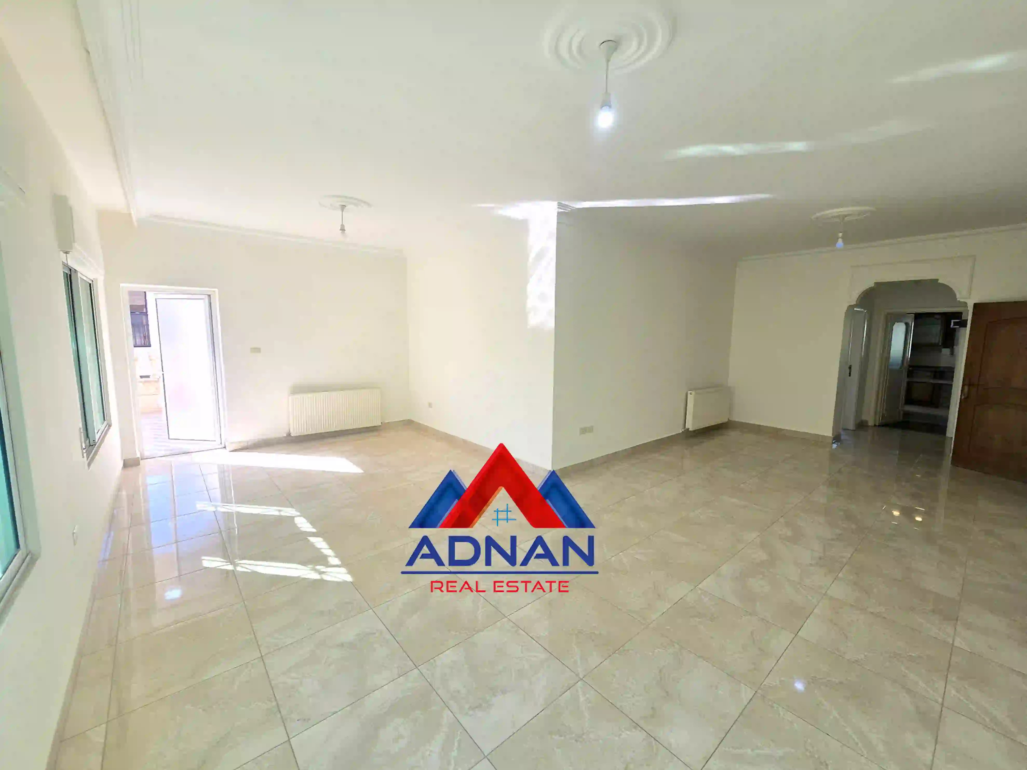 Al Rabieh Luxury Unfurnished Fourth Floor 3-Bedroom 175sqm Apartment with High View Balconies for Annual Rent 5,500 JD 3