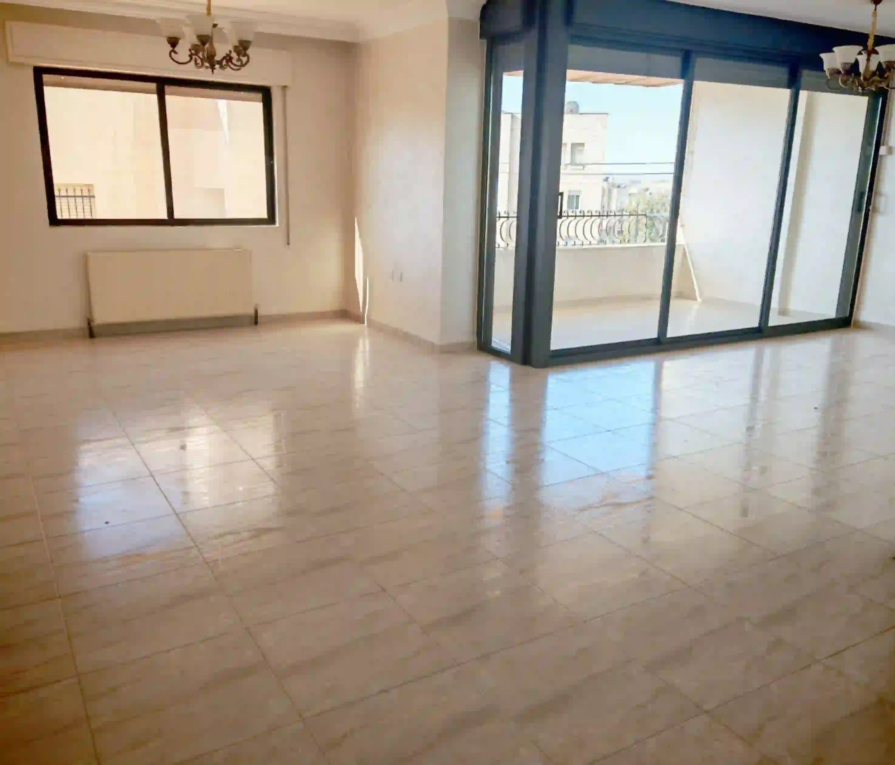 For sale 7th Circle Apartment - Image 1