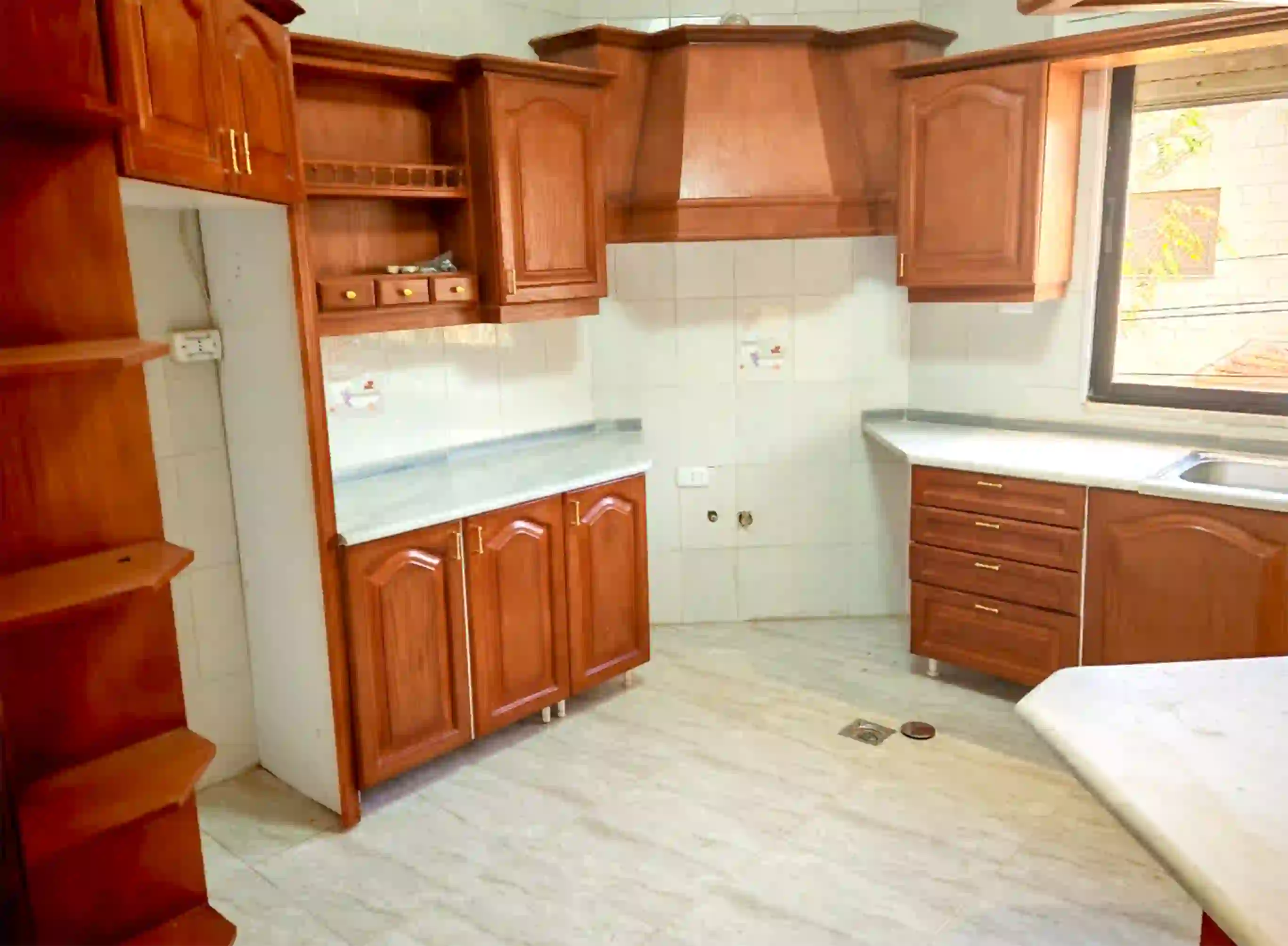 For sale 7th Circle Apartment - Image 4