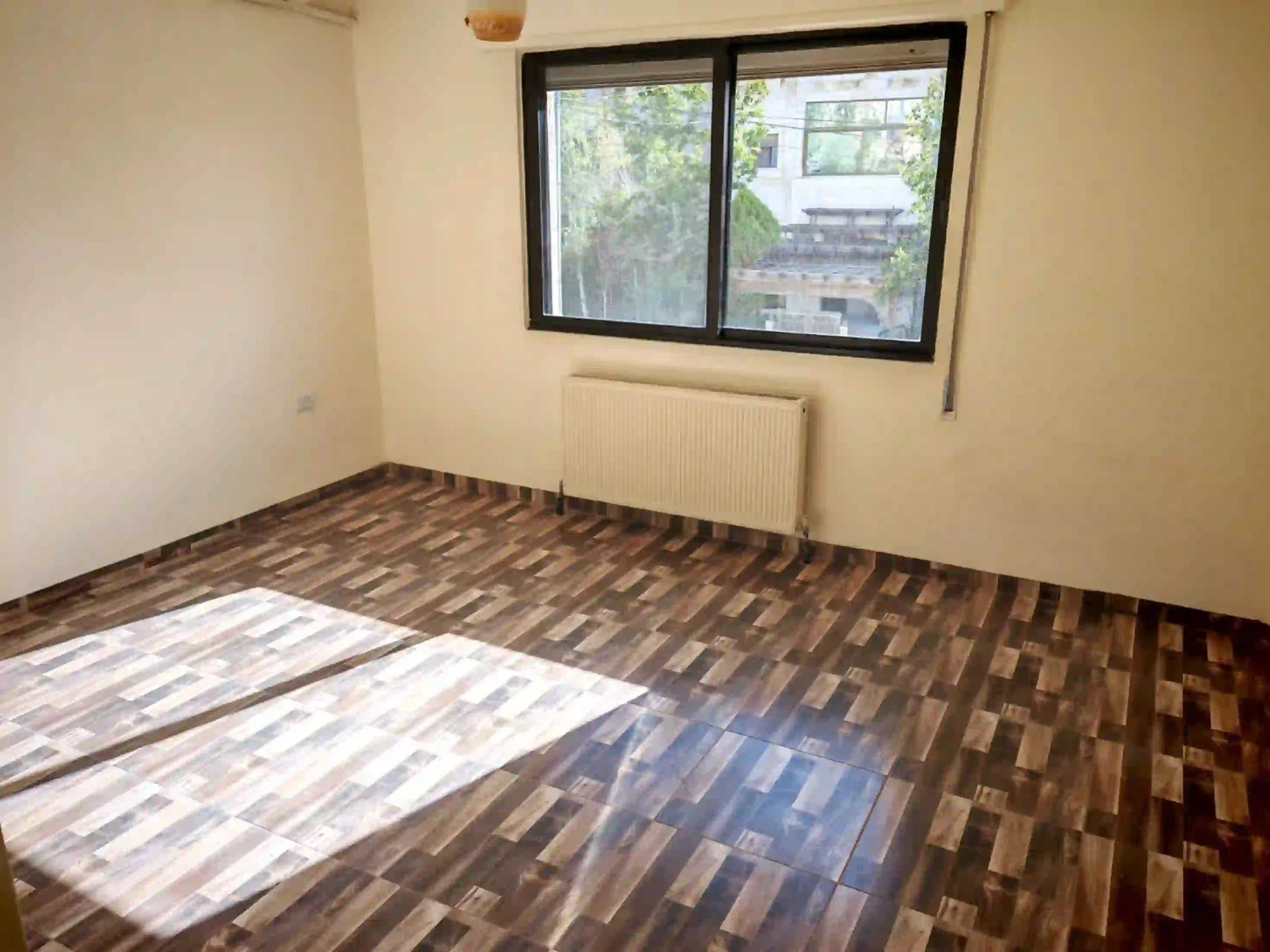 For rent 7th Circle Apartment - Image 5