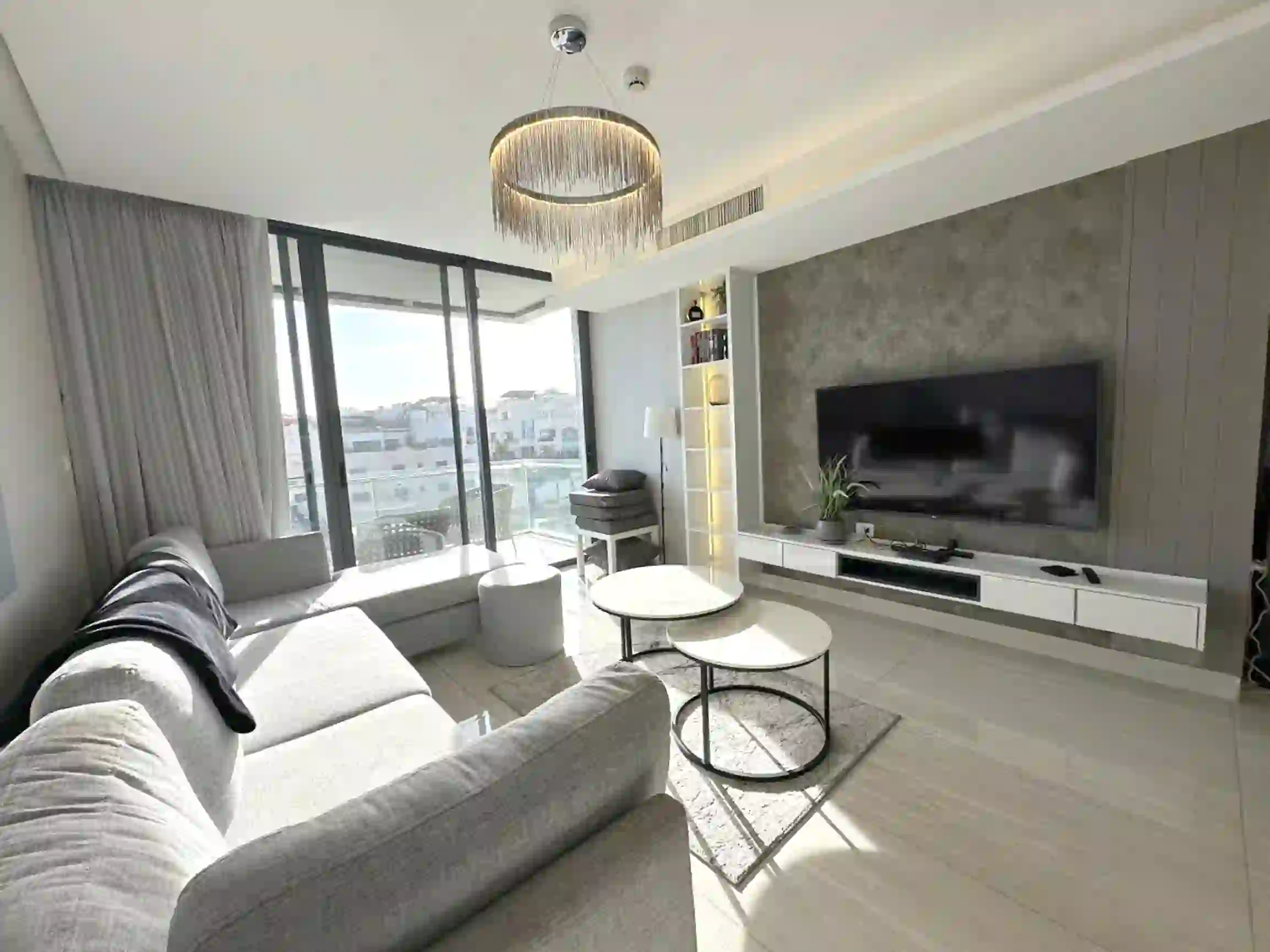 للايجار عبدون شقة - Image 3