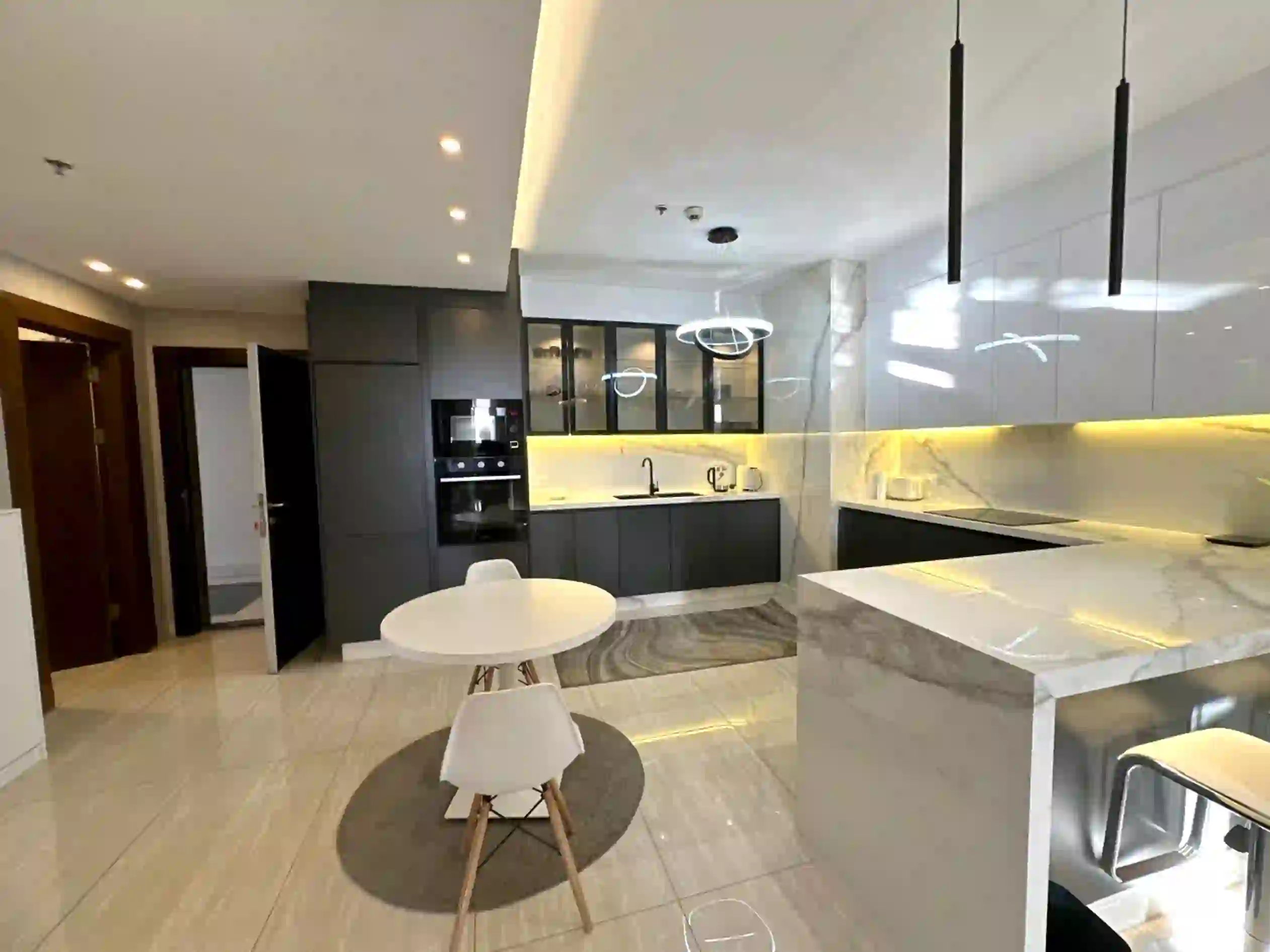 للايجار عبدون شقة - Image 4