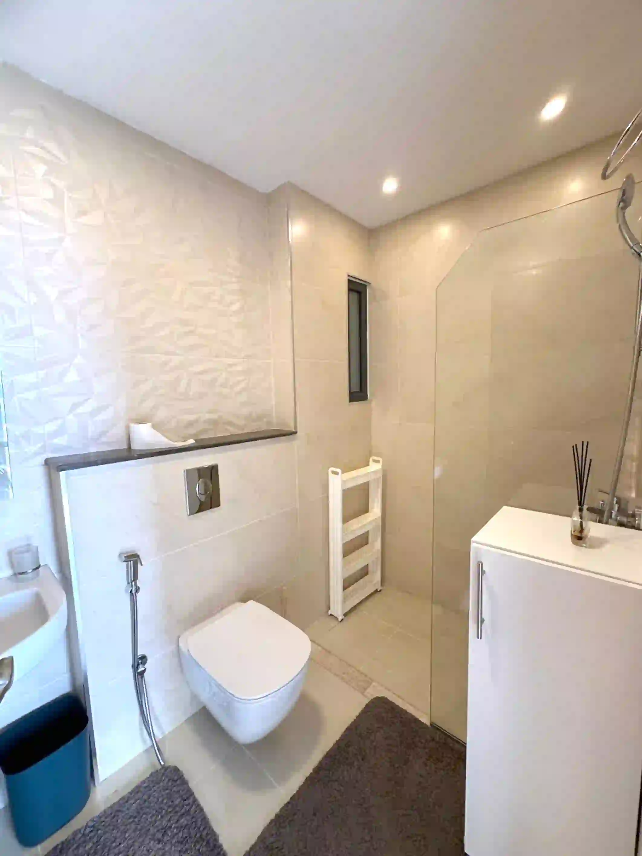 للايجار عبدون شقة - Image 9