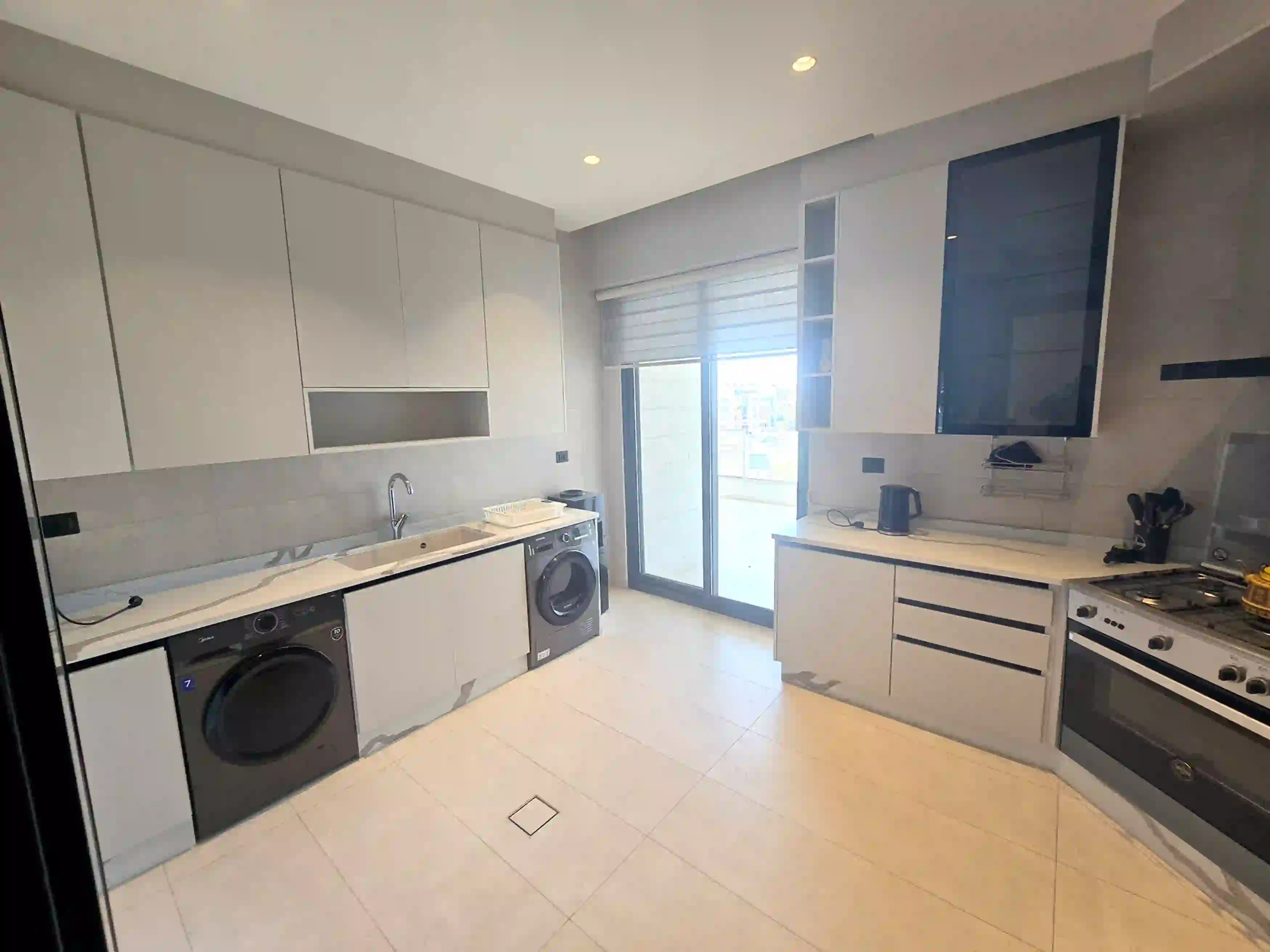 للبيع جبل عمان شقة - Image 6