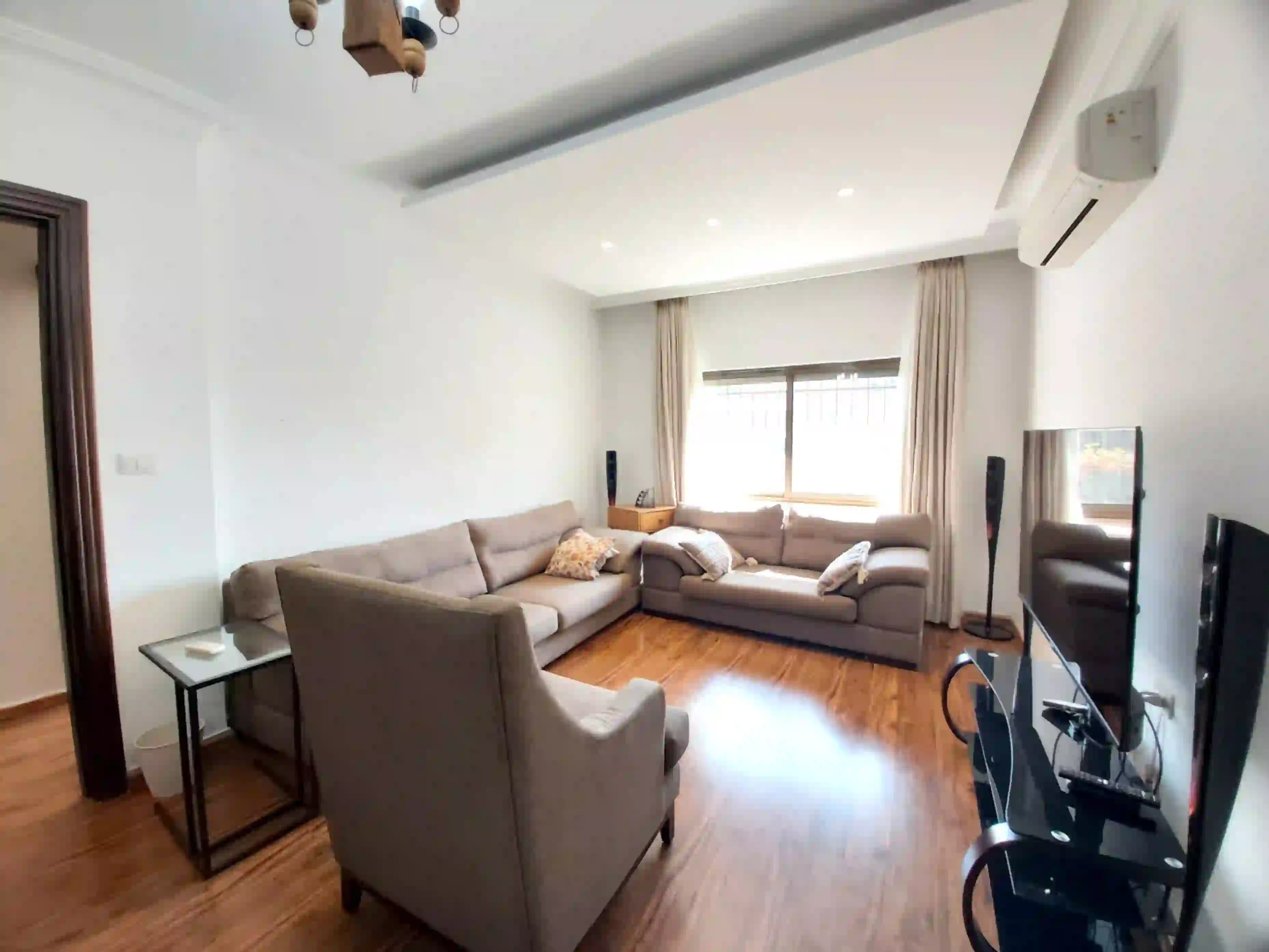 للايجار الشميساني شقة - Image 3