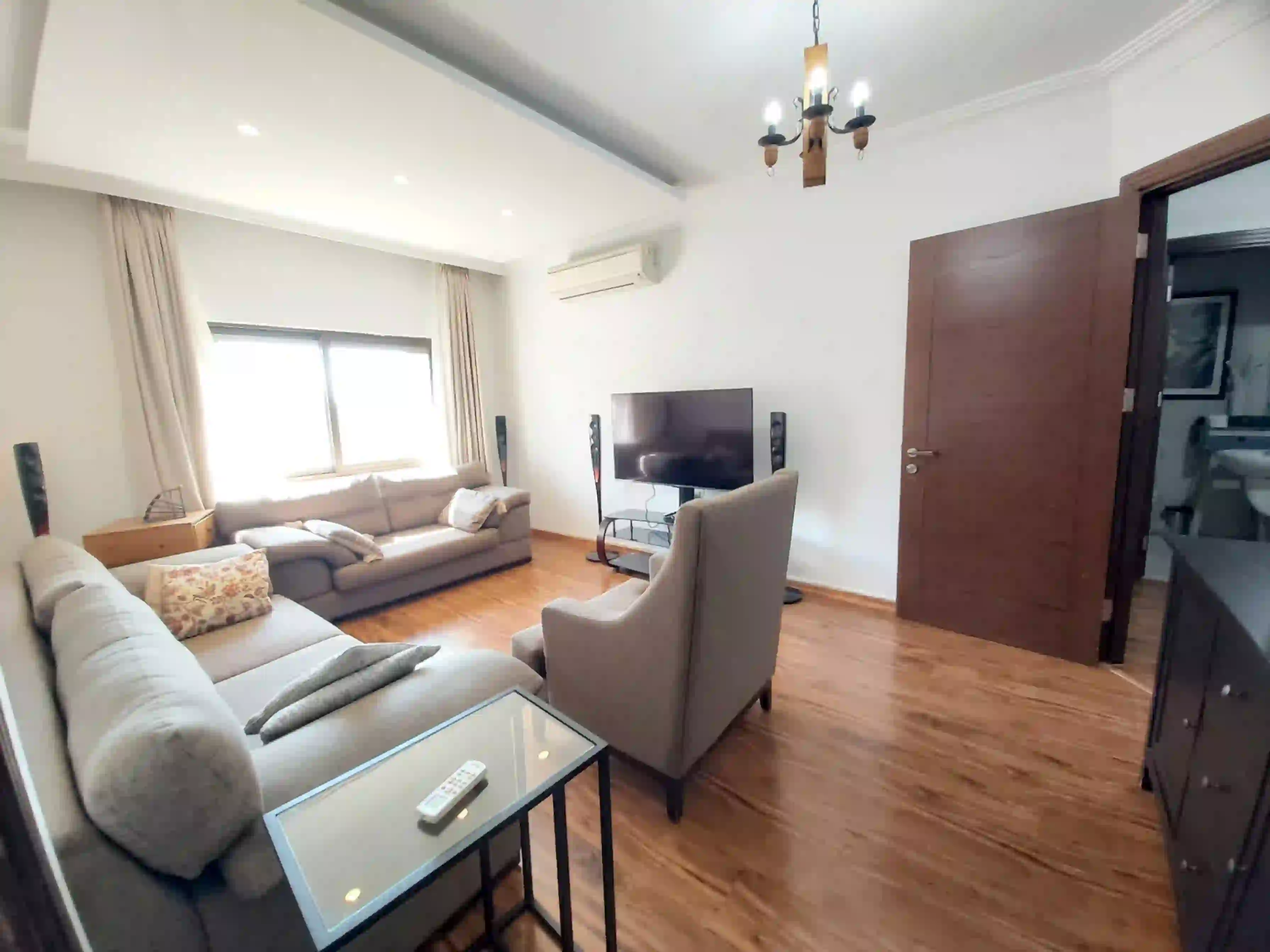 للايجار الشميساني شقة - Image 4