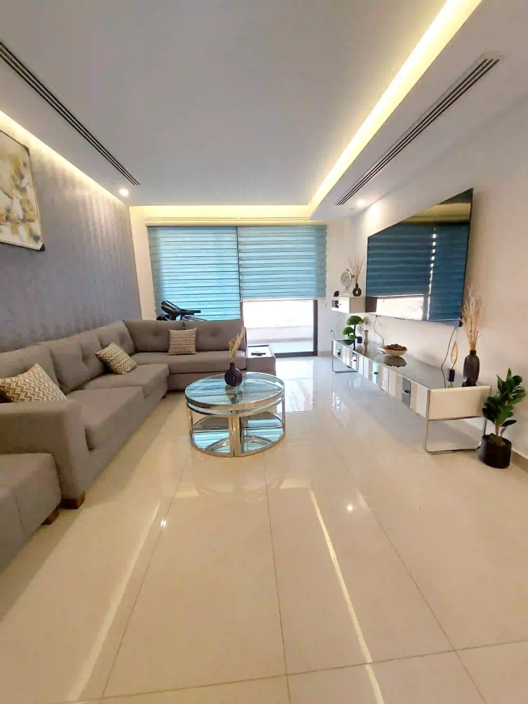 للايجار دير غبار شقة - Image 1