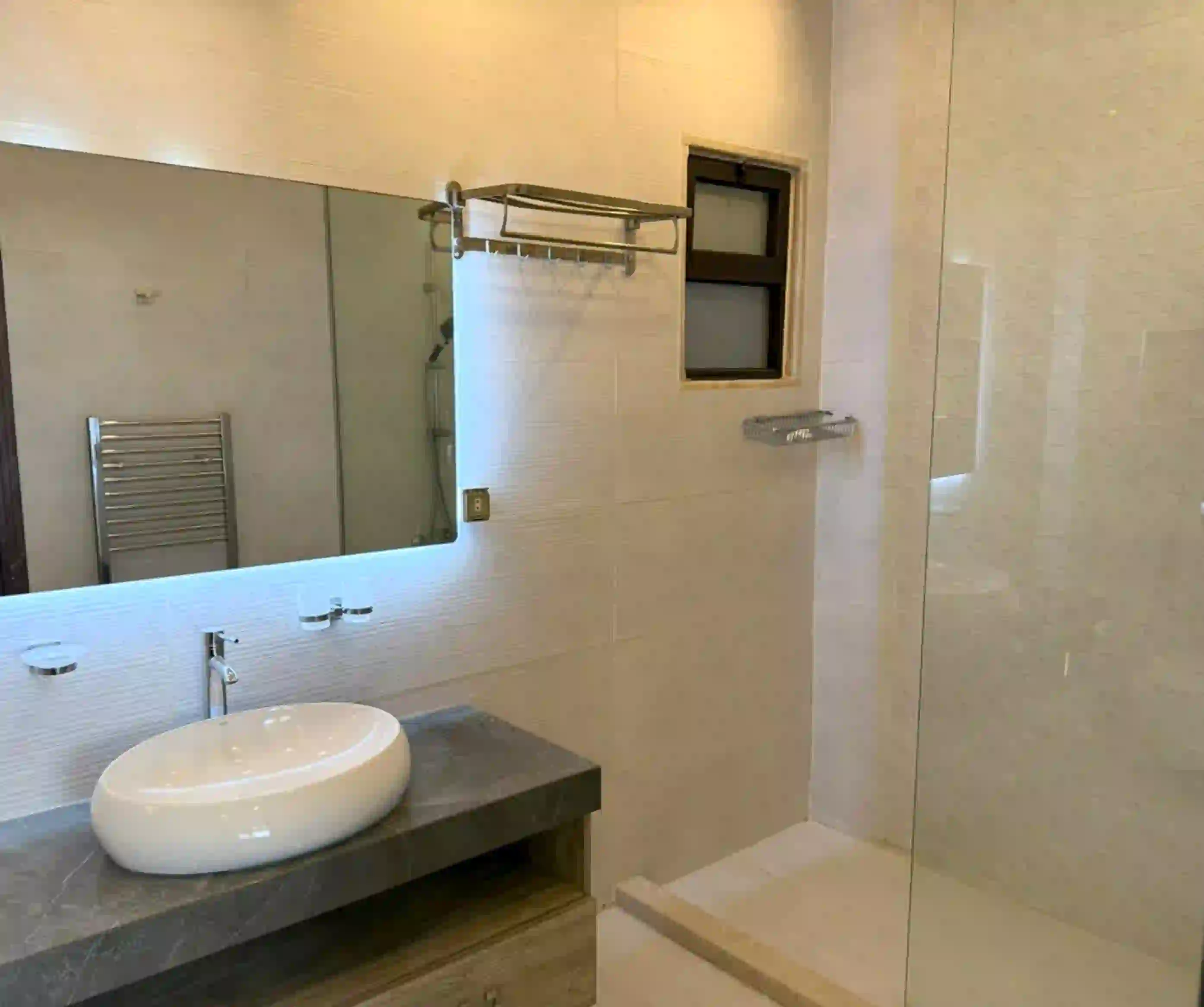 For rent 7th Circle Apartment - Image 14