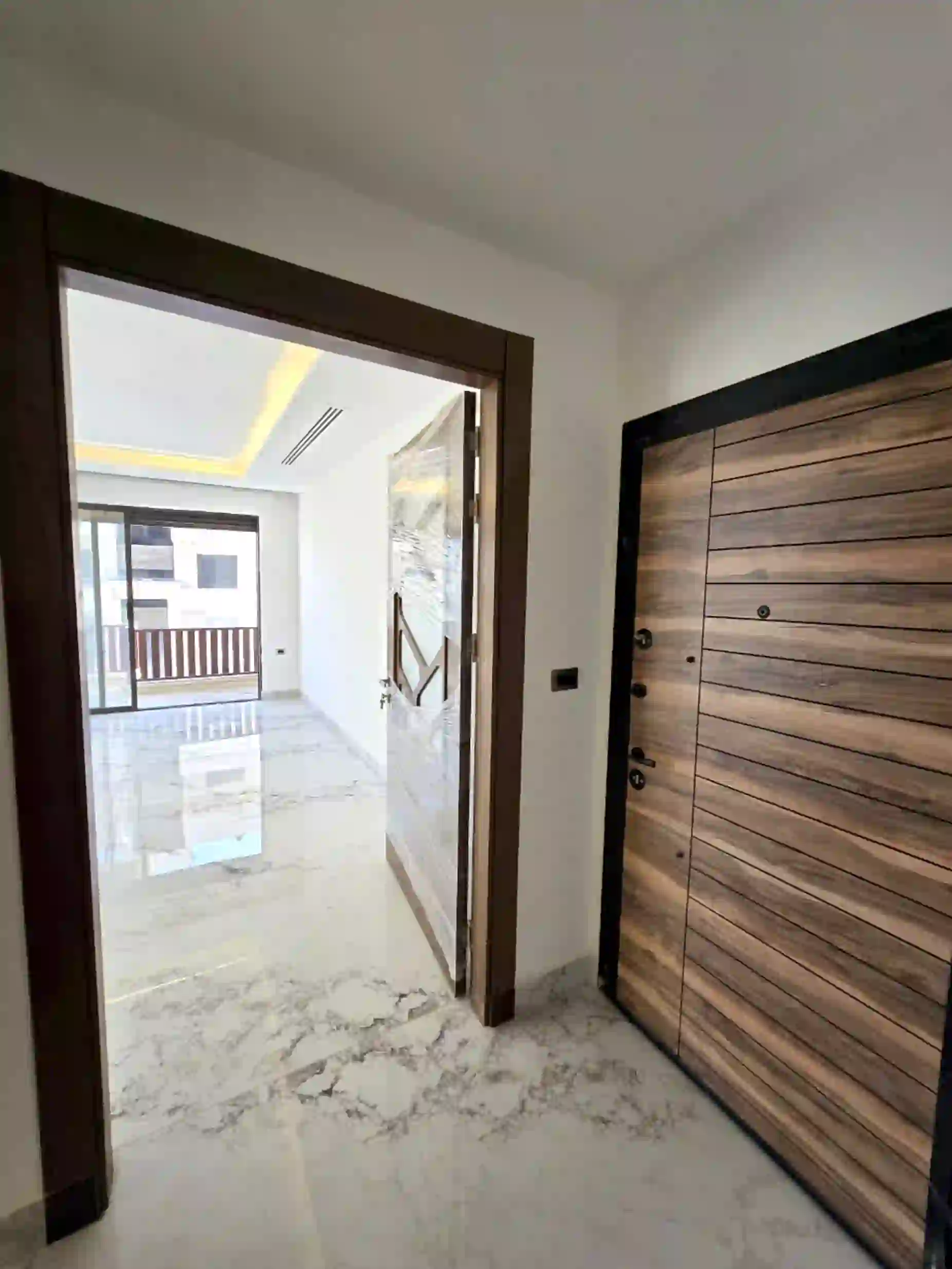 For sale Deir Ghbar Apartment - Image 7