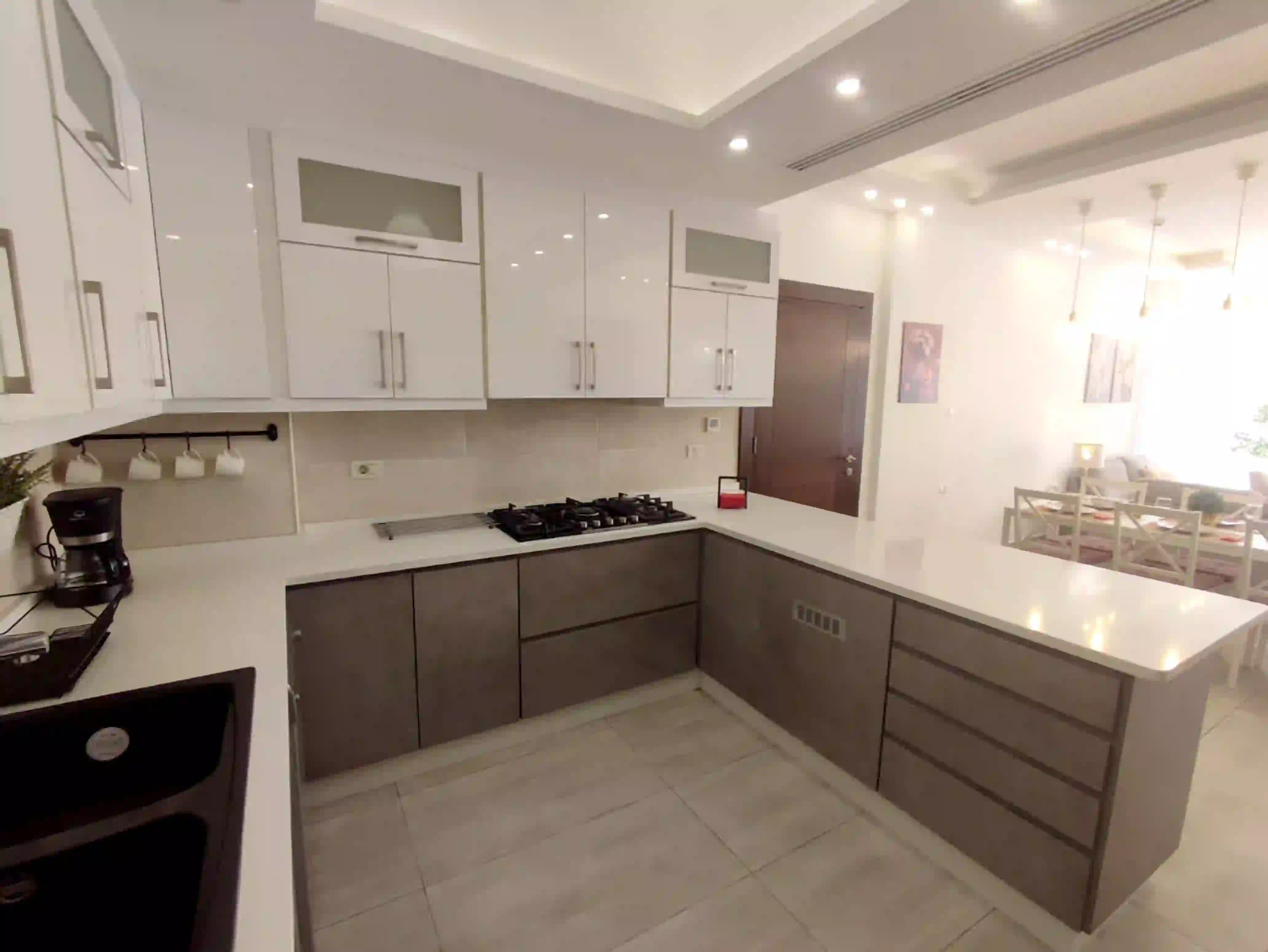 For rent Abdoun Apartment - Image 6