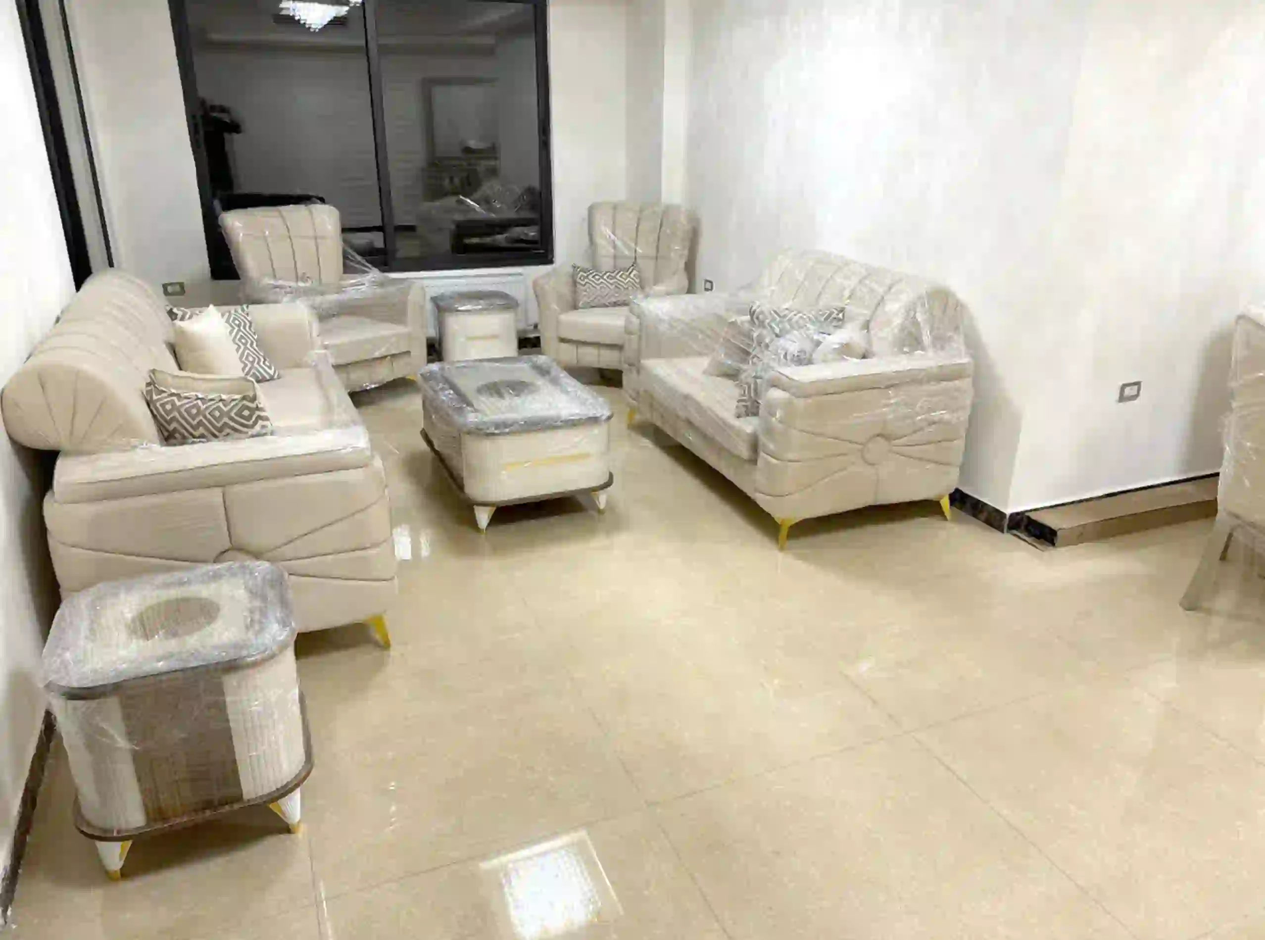 Al Rabieh Luxury Furnished Ground Floor 3-Bedroom Apartment with Large Terrace Private Entrance & Garage for Rent Monthly 1,300 JD 2